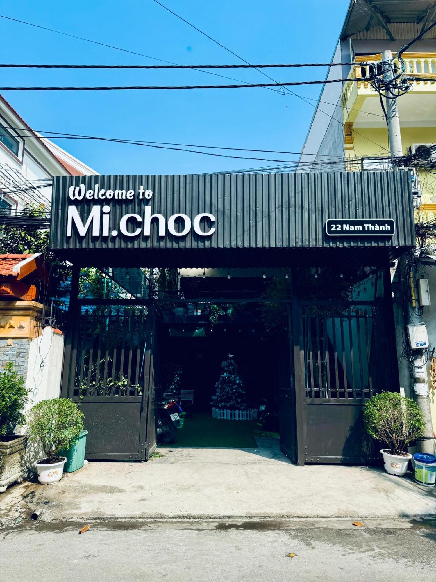 Michoc - *