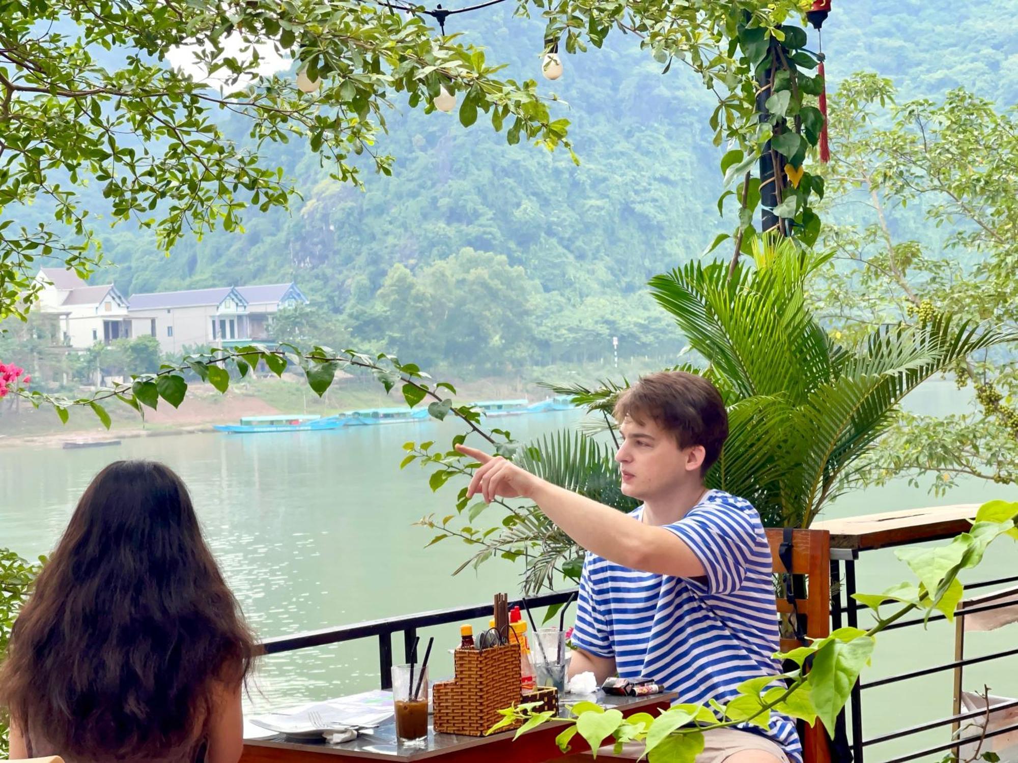 Coco Riverside Phong Nha