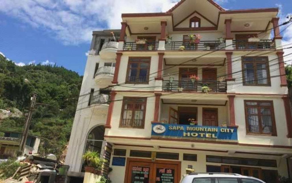 Mountain Hotel 2*
