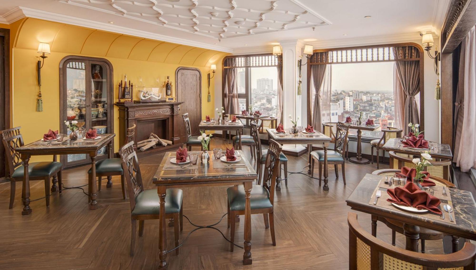 Tirant Hotel 4*