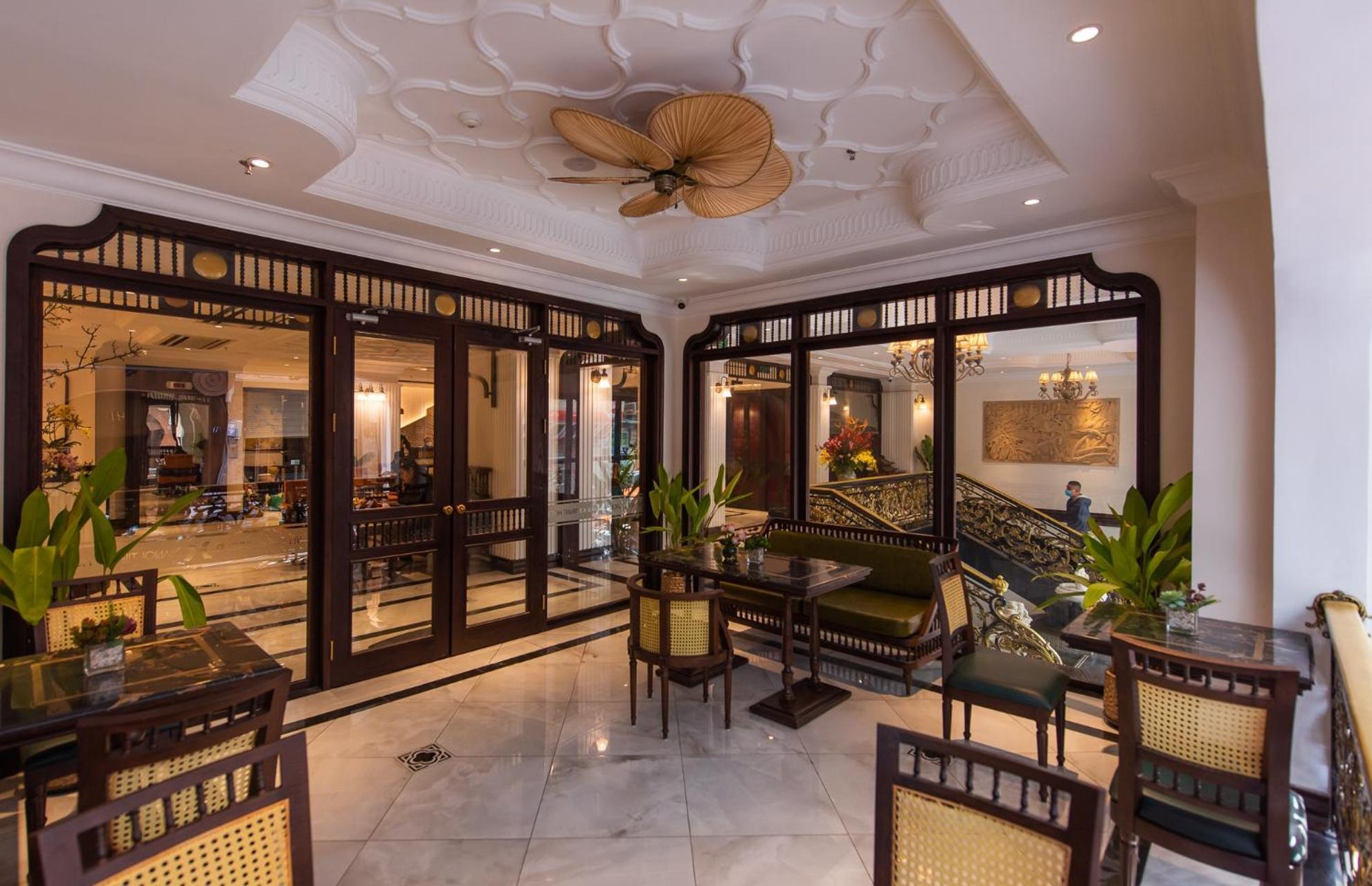 Tirant Hotel 4*
