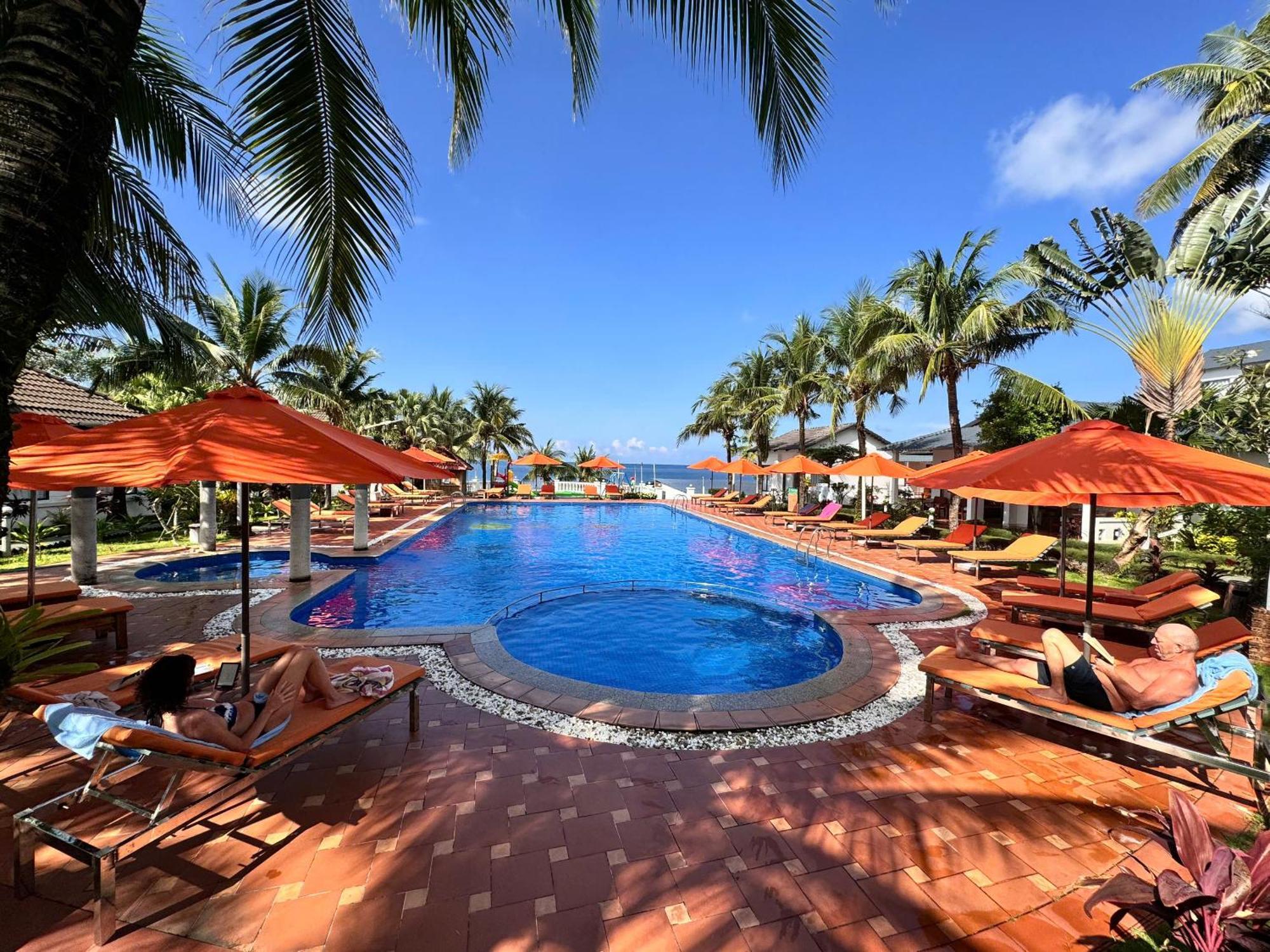 Orange Resort 3*