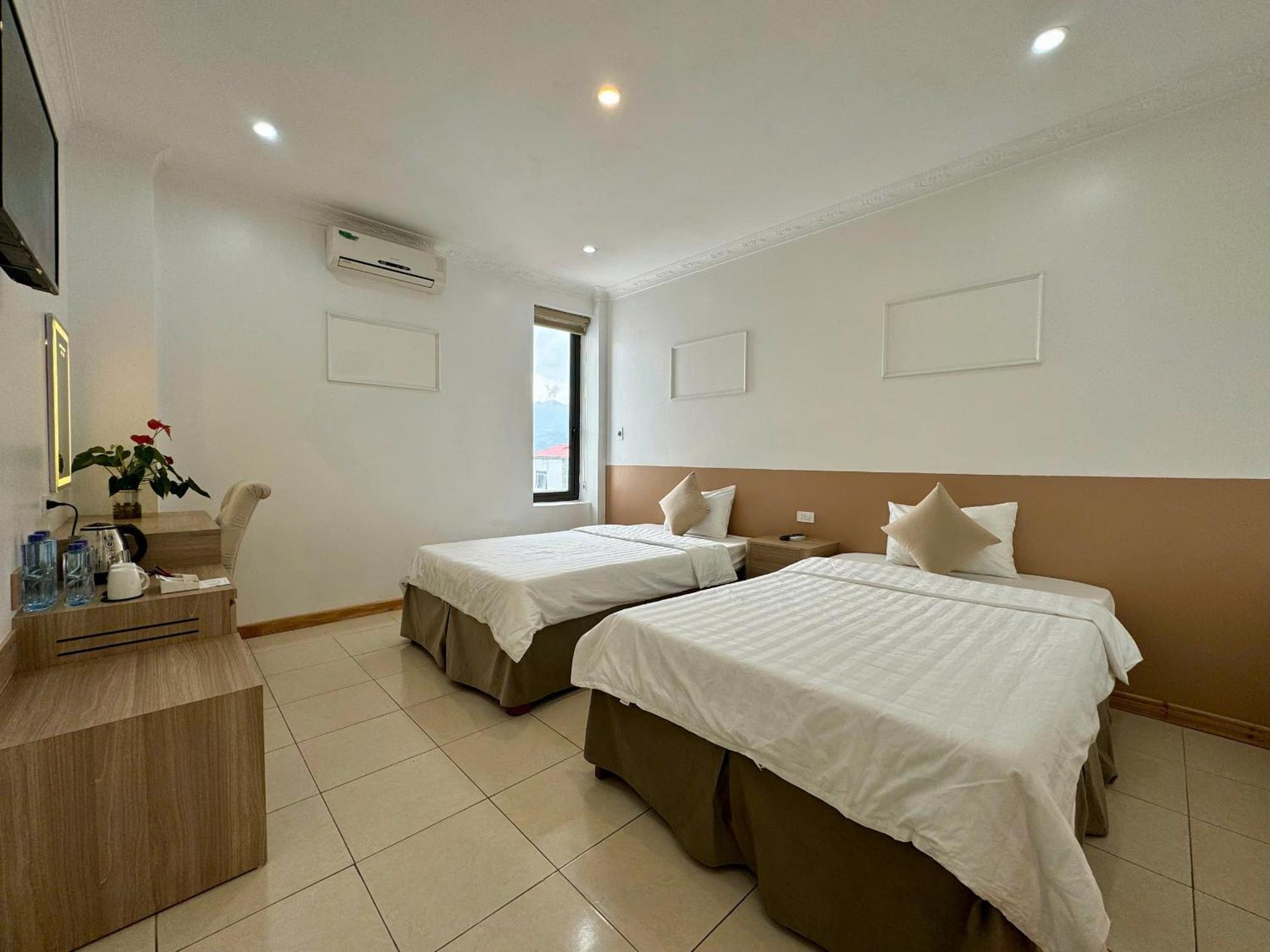 Khách sạn Cong Fu 2*