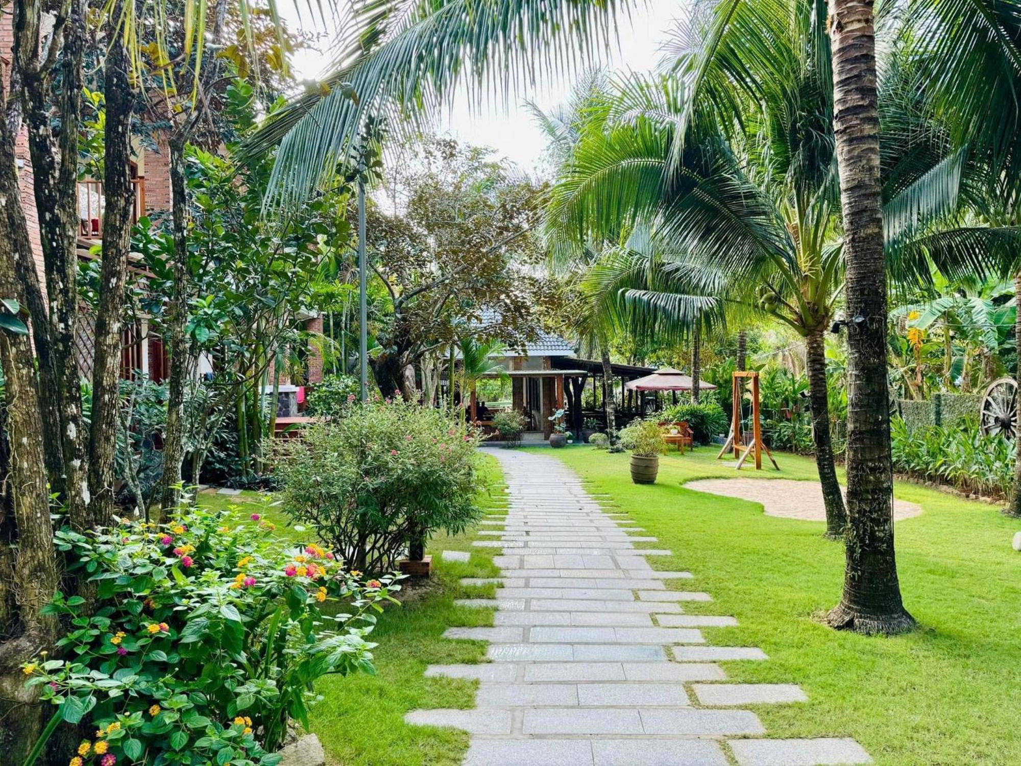 Resort Nadine &