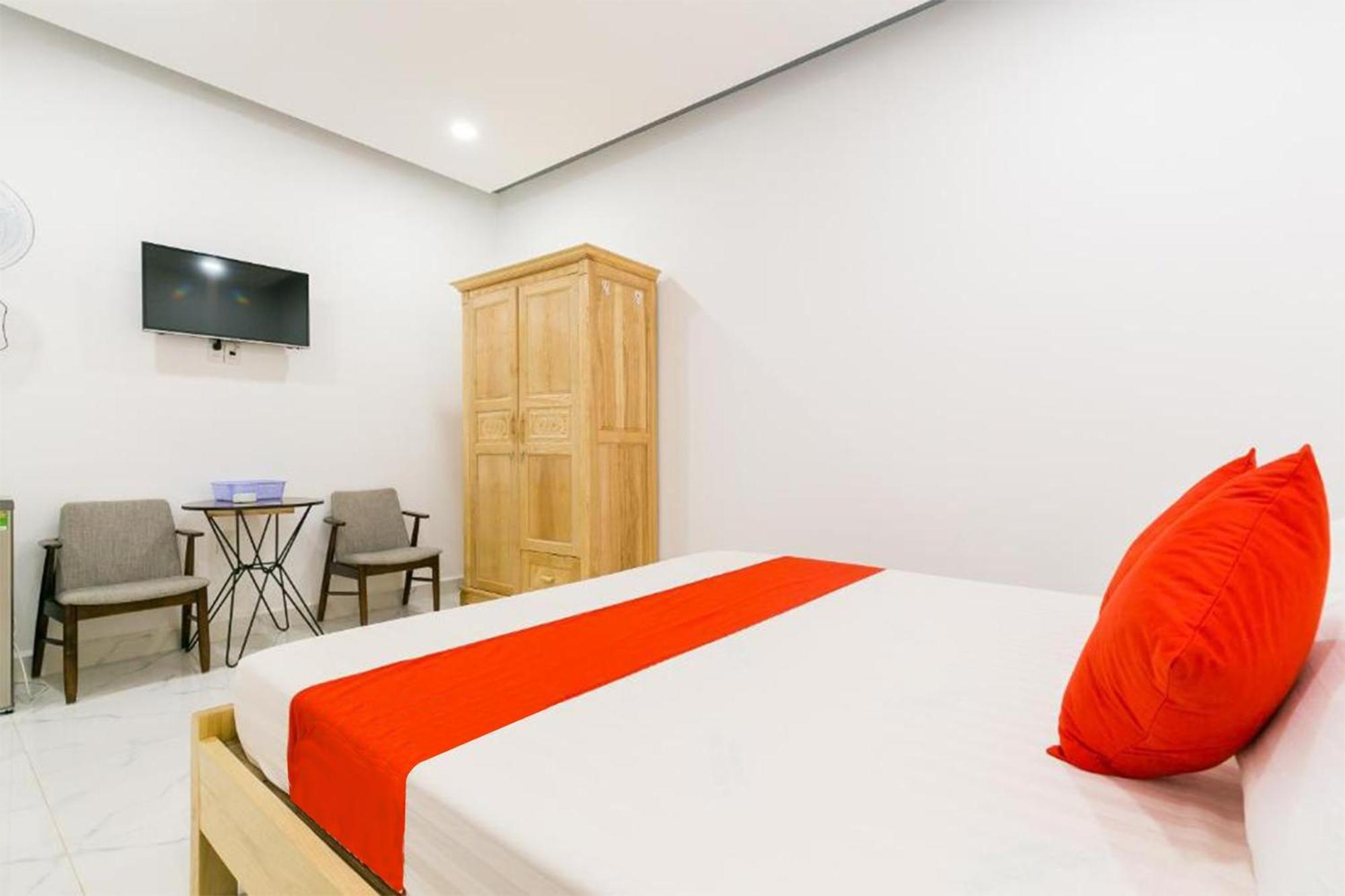 Ruby Hotel 3*