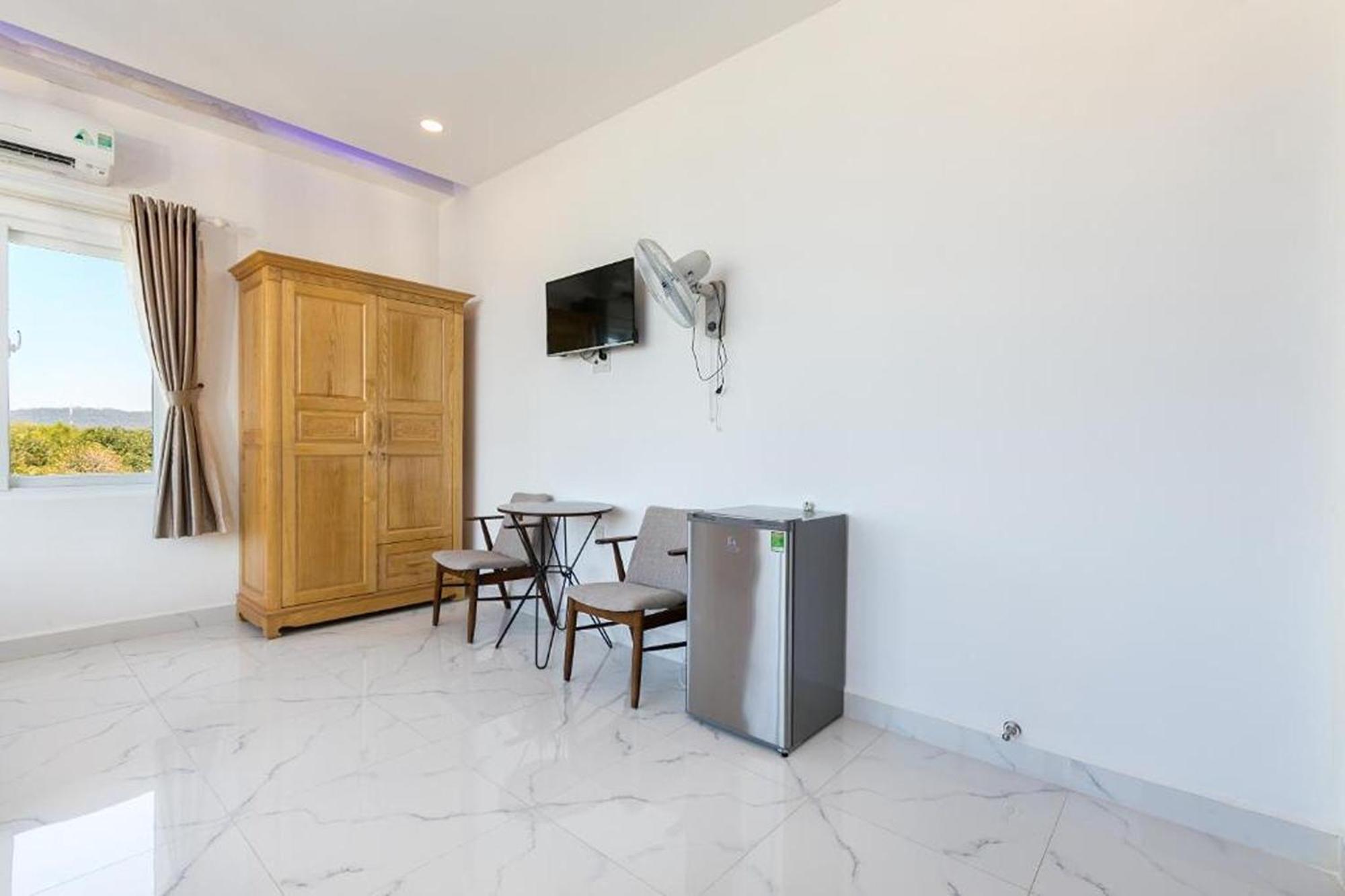 Ruby Hotel