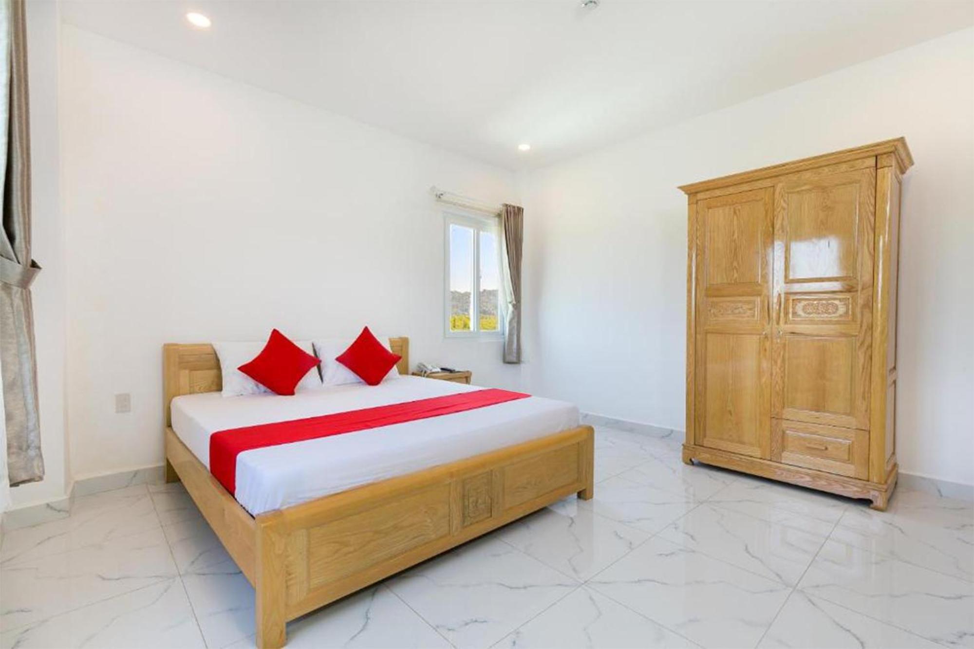 Ruby Hotel