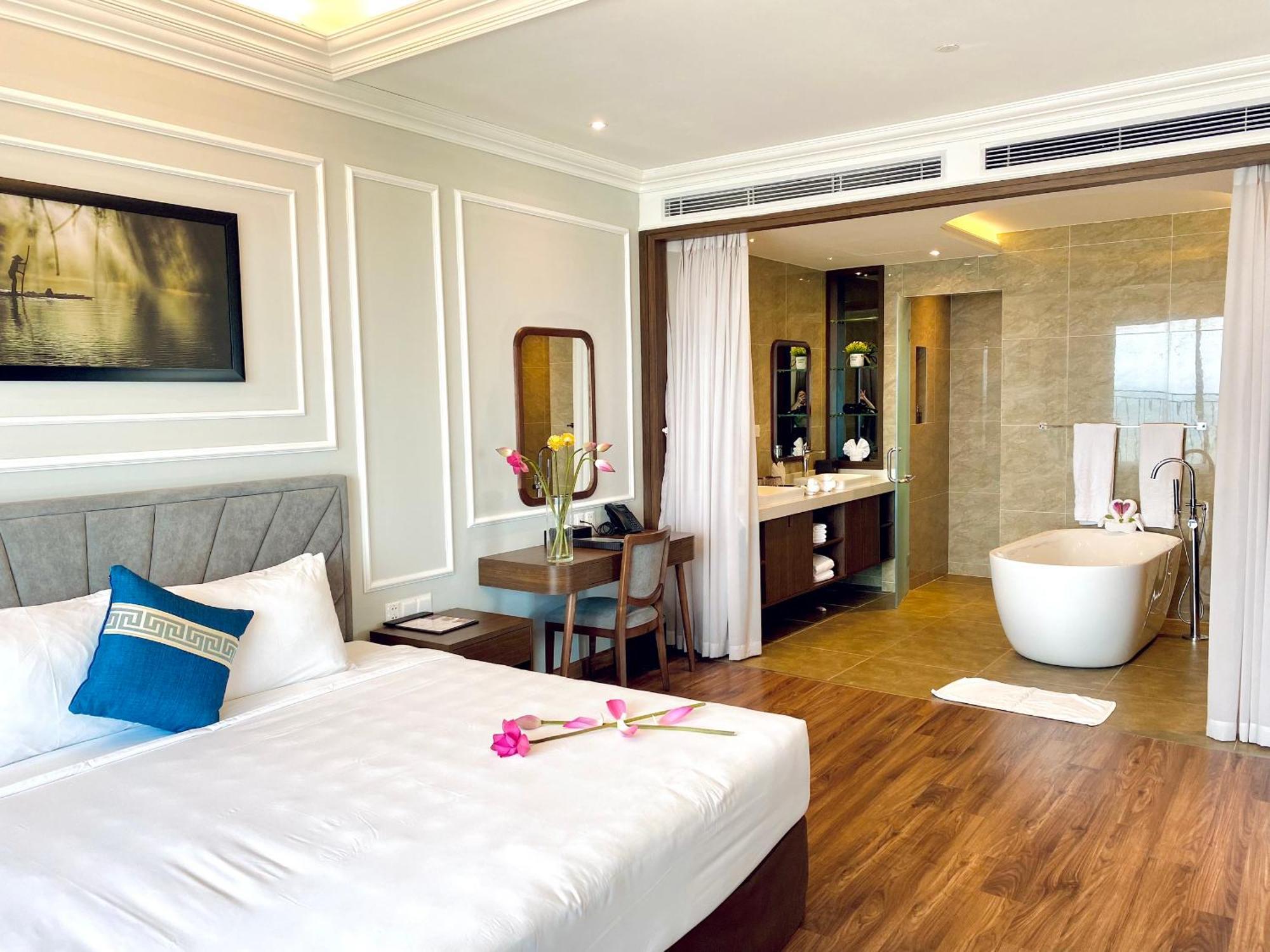 Vipol & Hotel 4*