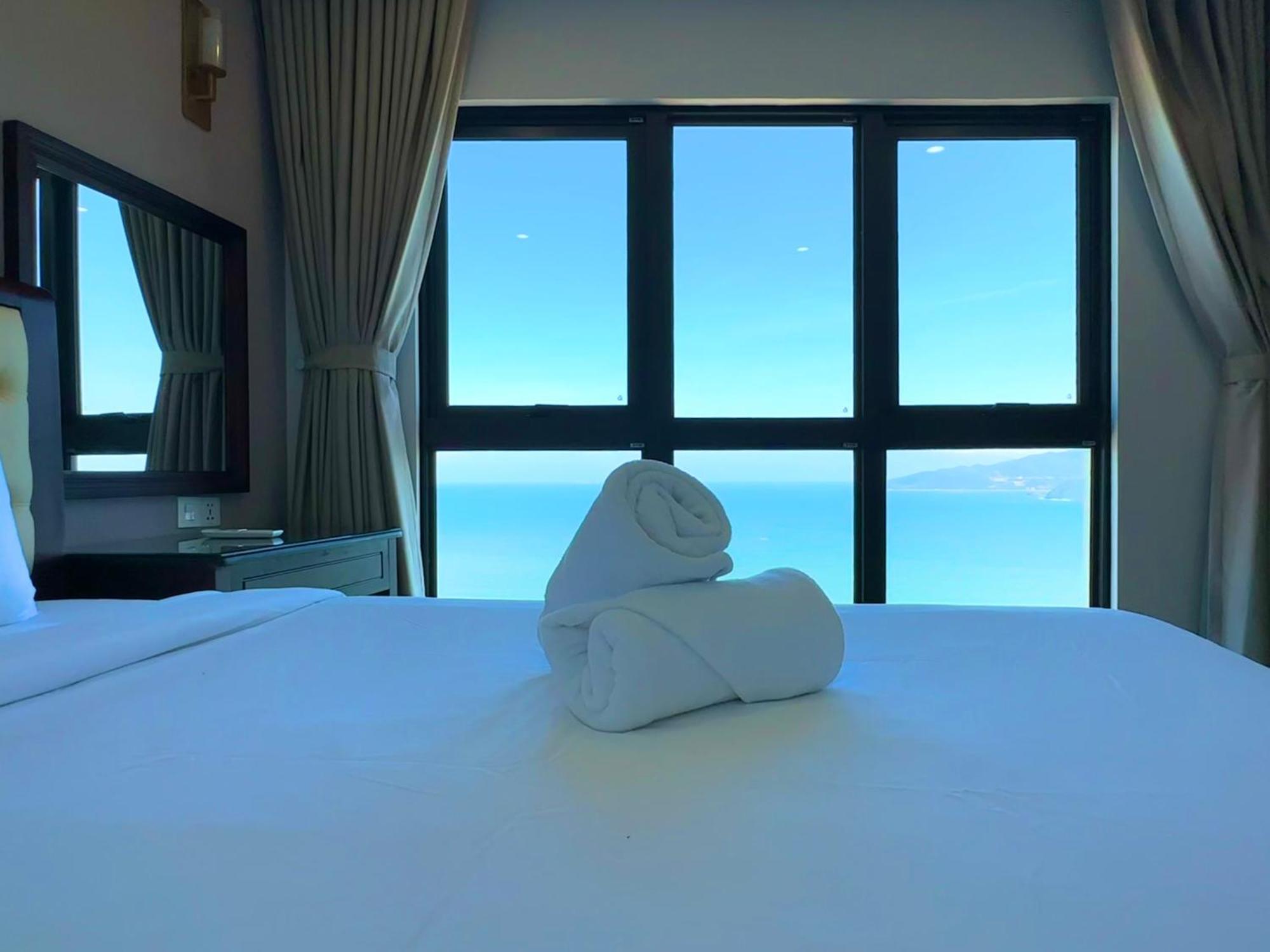 Gold Coast Luxury - Ocean View Apartment Nha Trang