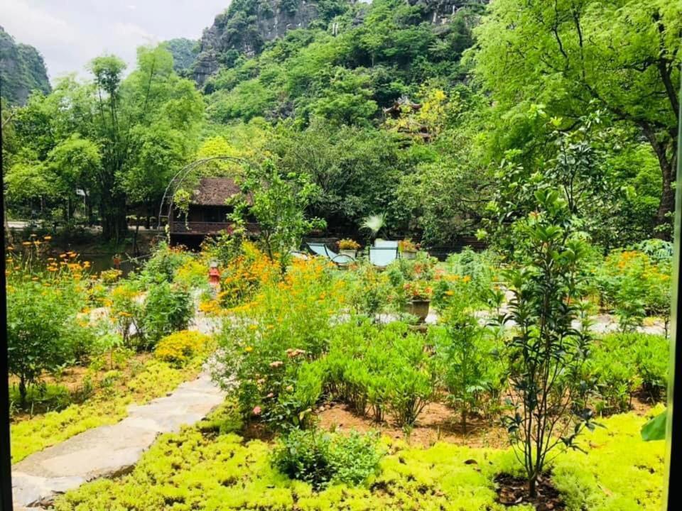 Hotel Trang An River Ninh Binh