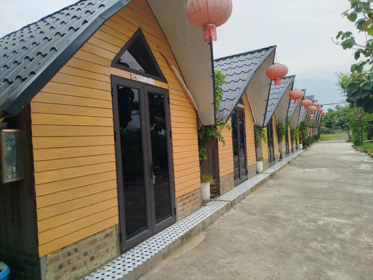 Suoi Khoang Minh Hang Hotel *