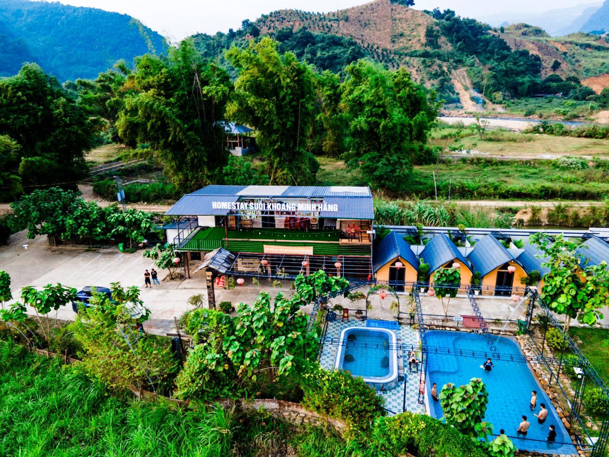 Hotel Suoi Khoang Minh Hang *