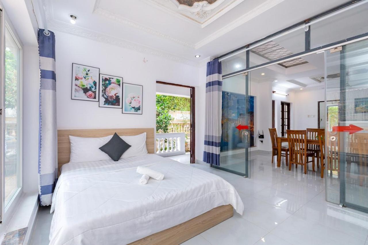 Ho Boi Hoang Duc Bai Sau Dep Hoa Giay Villa Vung Tau