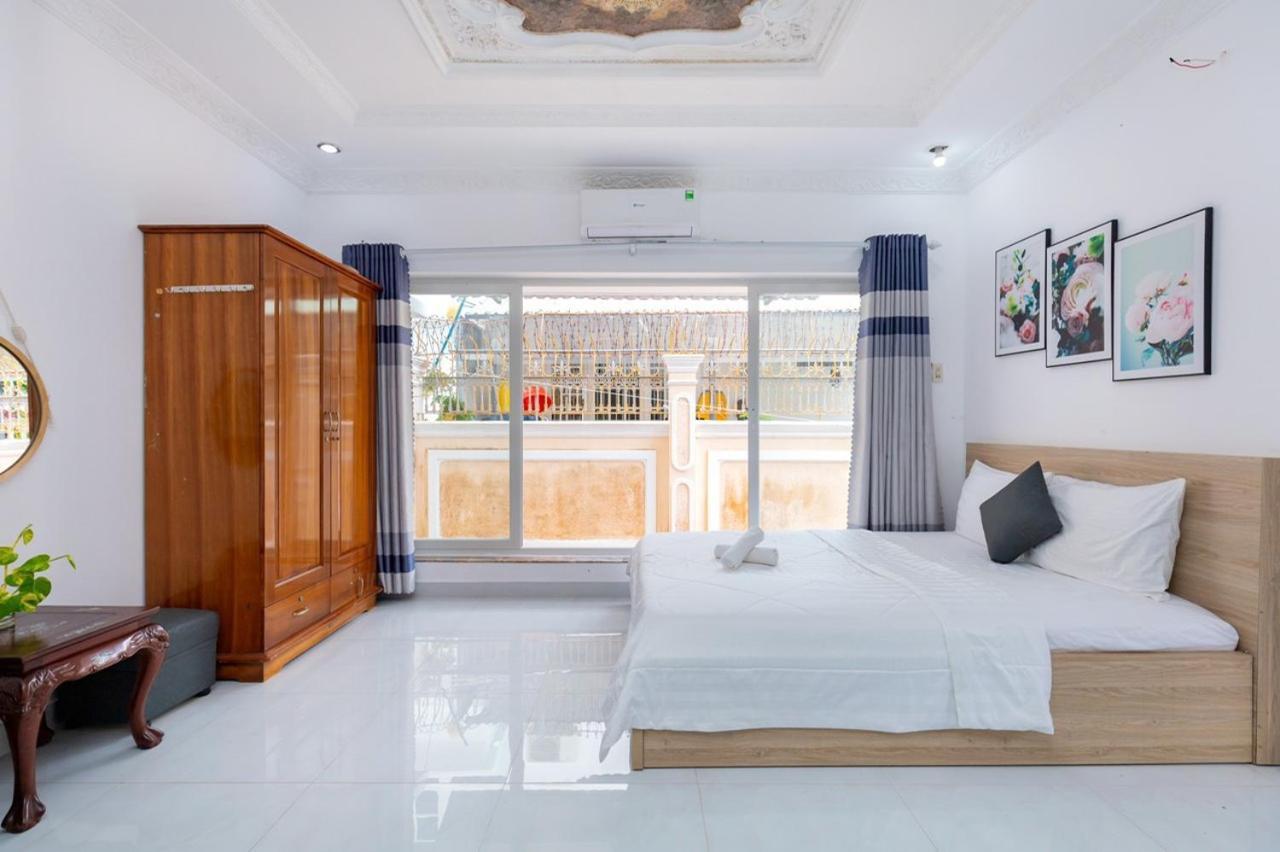 Ho Boi Hoang Duc Bai Sau Dep Hoa Giay Villa