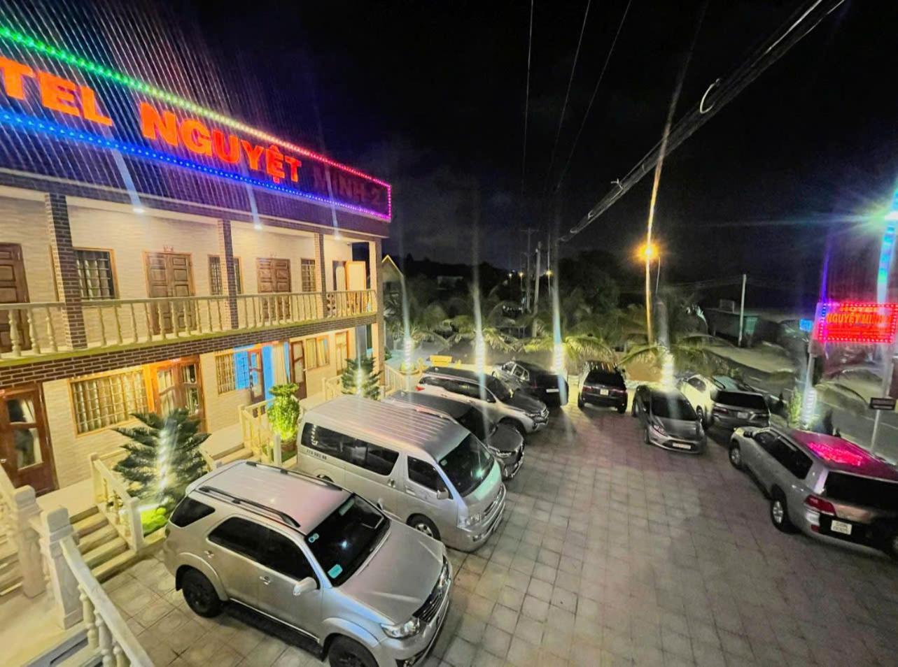 Khach San Nguyet Minh2 Binh Sum