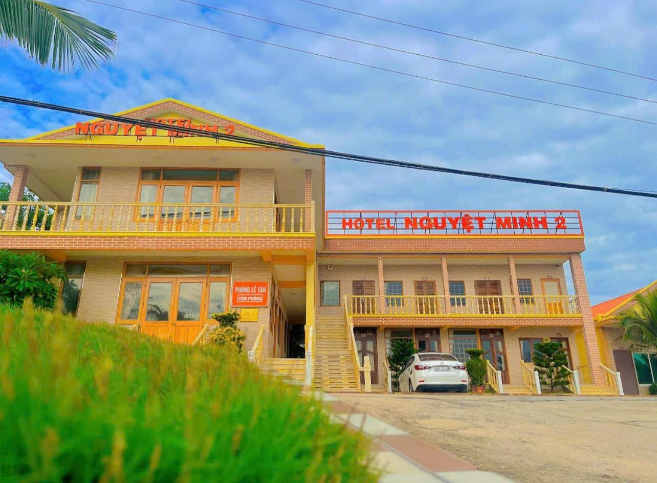 Khach San Nguyet Minh2 3* Binh Sum