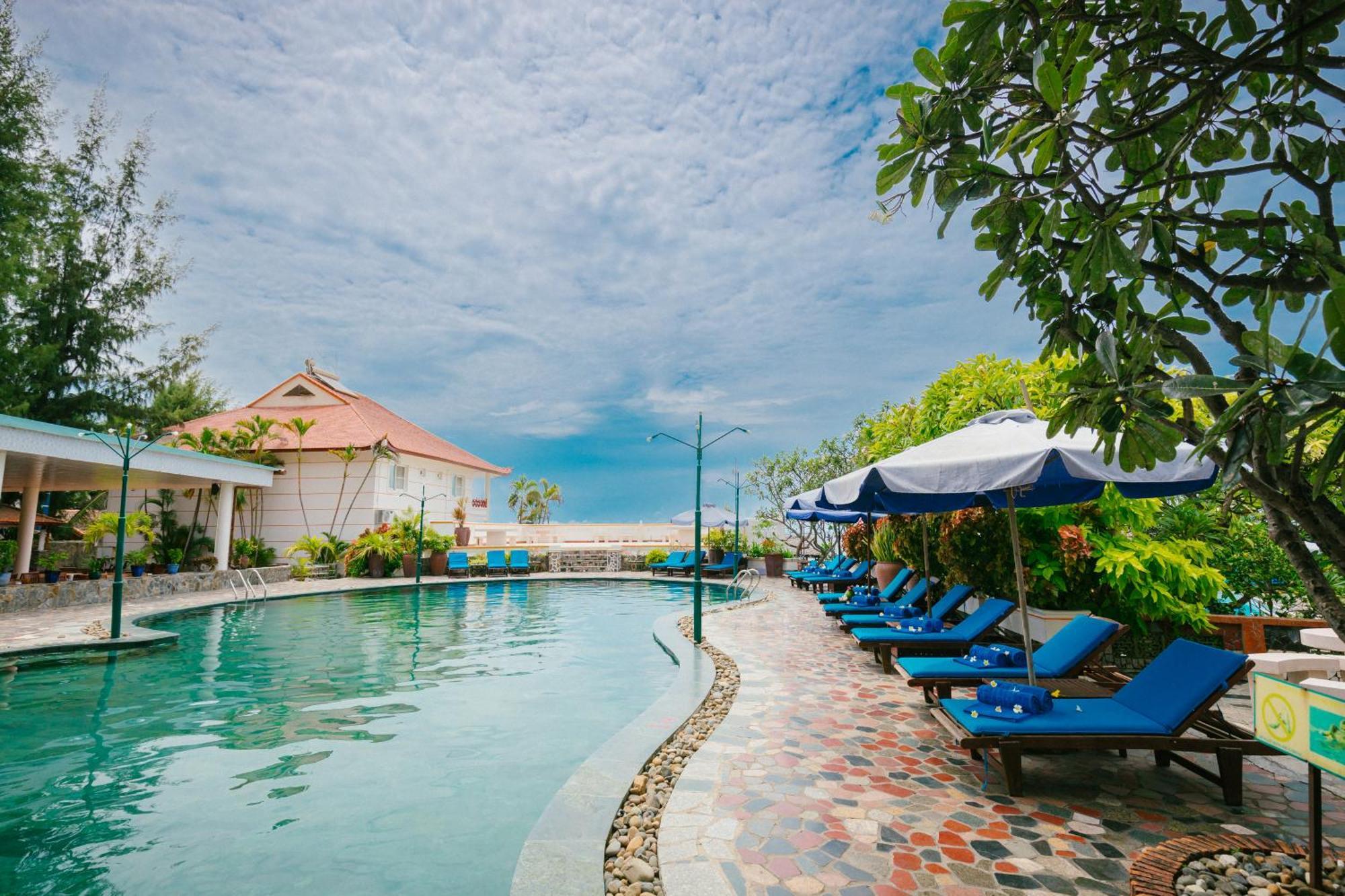 Le Aqua & Phan Thiet - Swiss Village & 4*