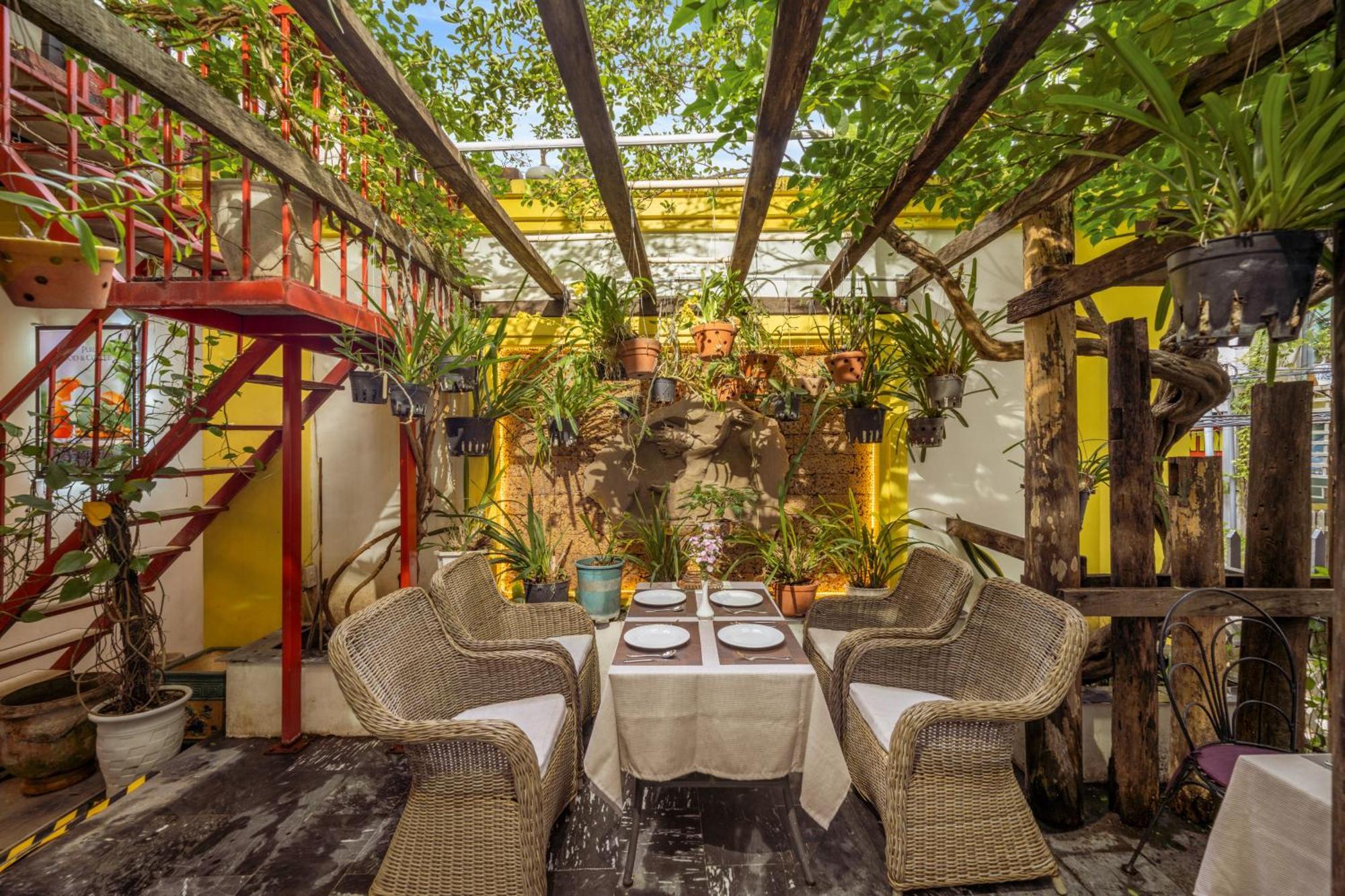 Pergola Design Khách sạn 3*
