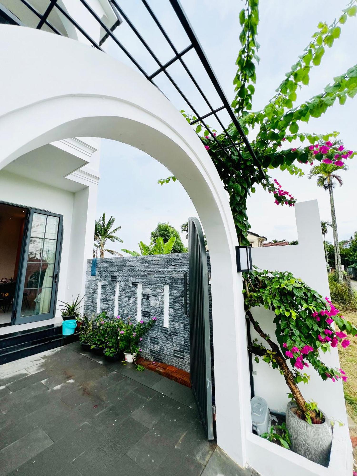 Hoi An Pinus Boutique