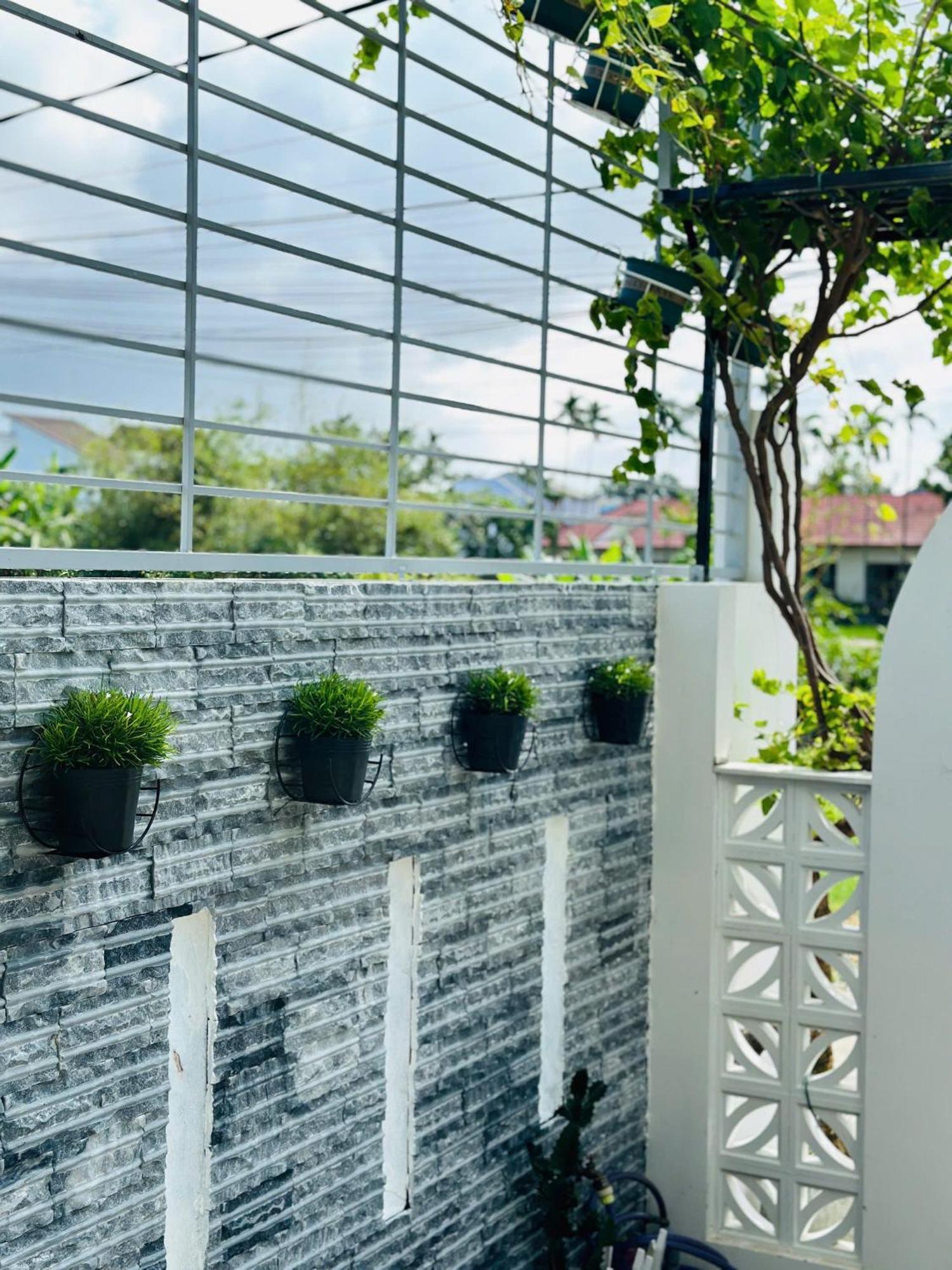 Hoi An Pinus Boutique Hotel *