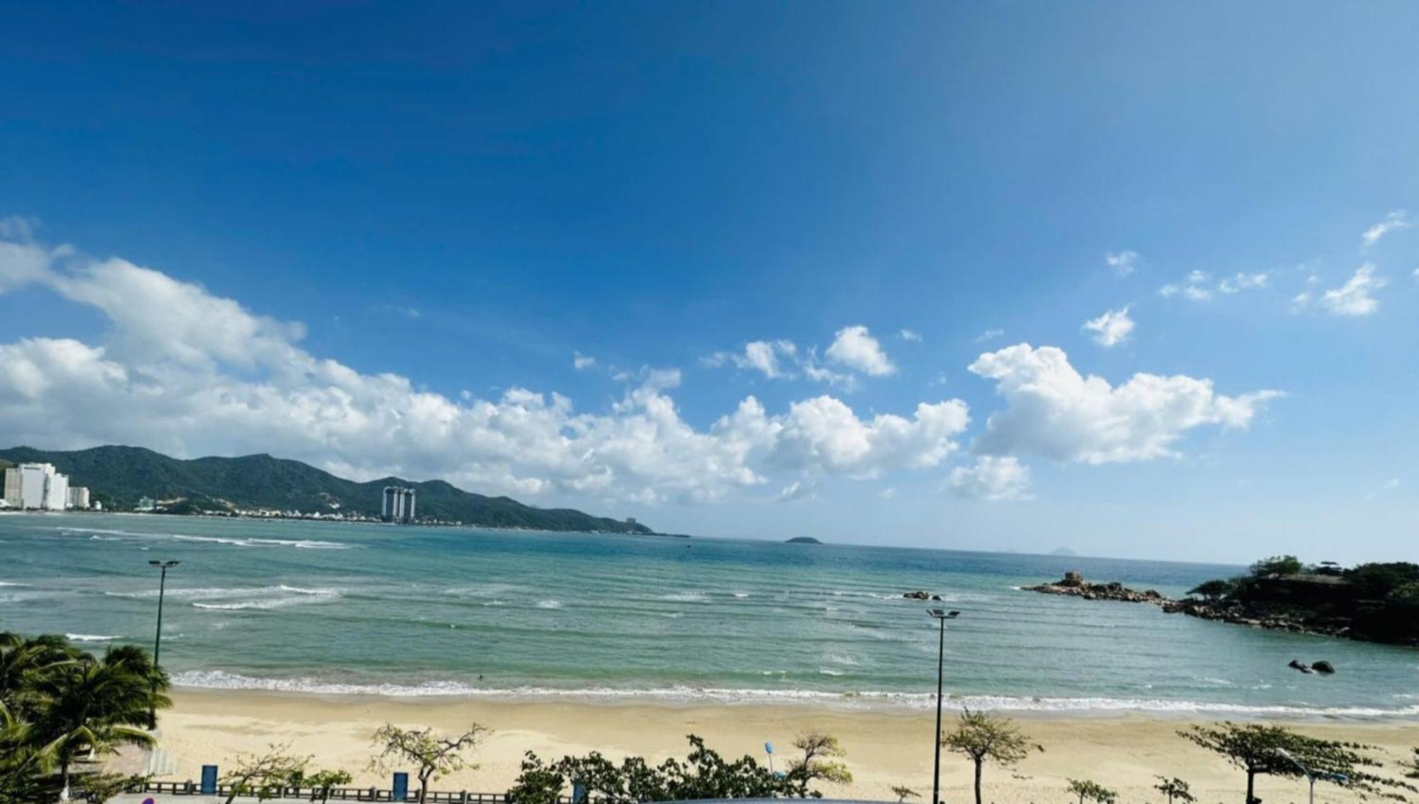 Khách sạn Hon Chong 3*