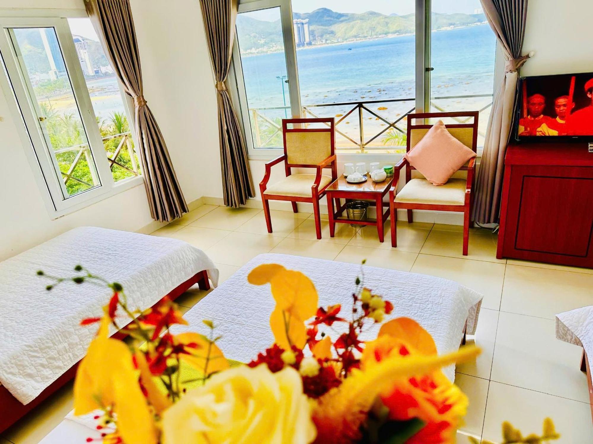 Khách sạn Hon Chong 3*