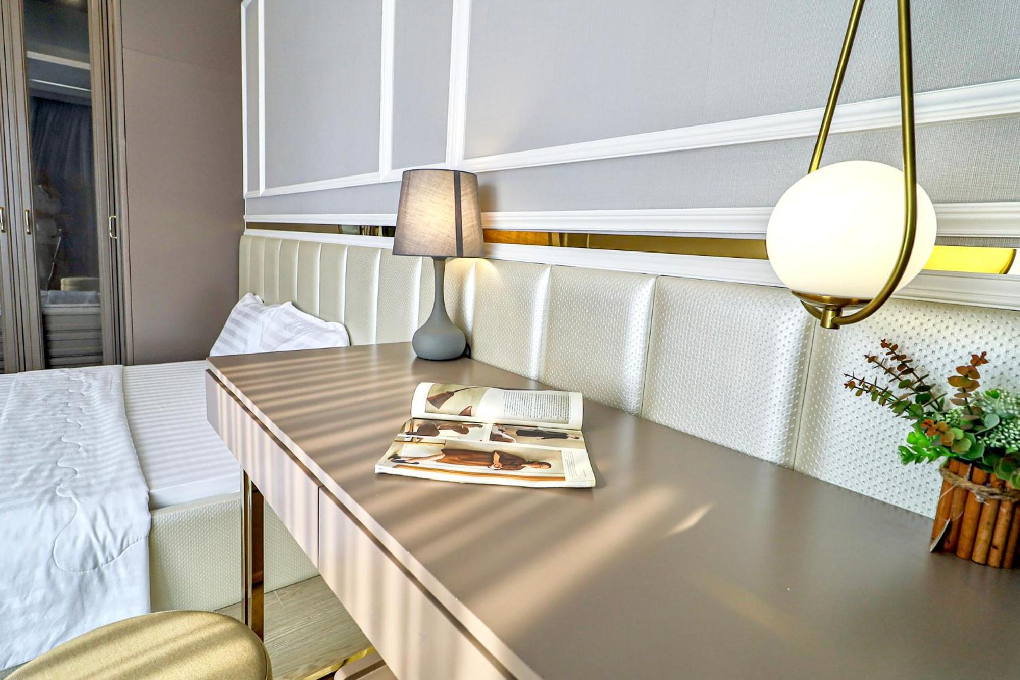 Classy - Csj Tower Vung Tau, Luxury, Sky-sea View And Walk-to-beach Apartment Vung Tau