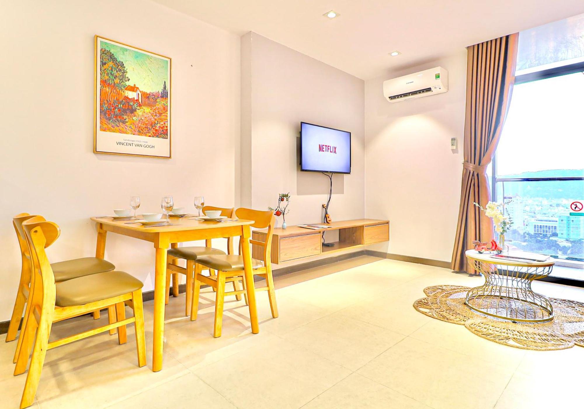 Classy - Csj Tower Vung Tau, Luxury, Sky-sea View And Walk-to-beach Apartment Vung Tau