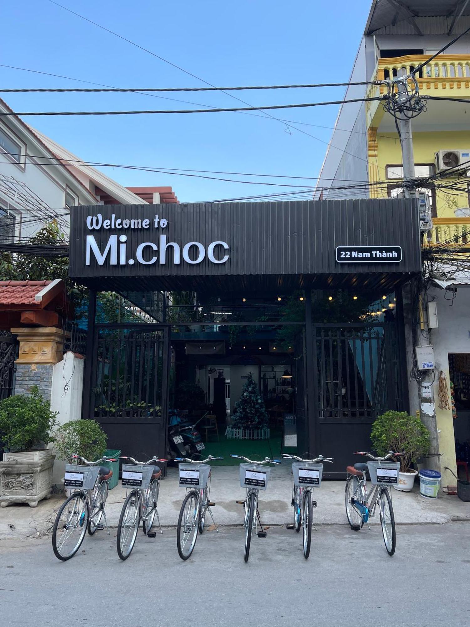 Hostel Michoc - *