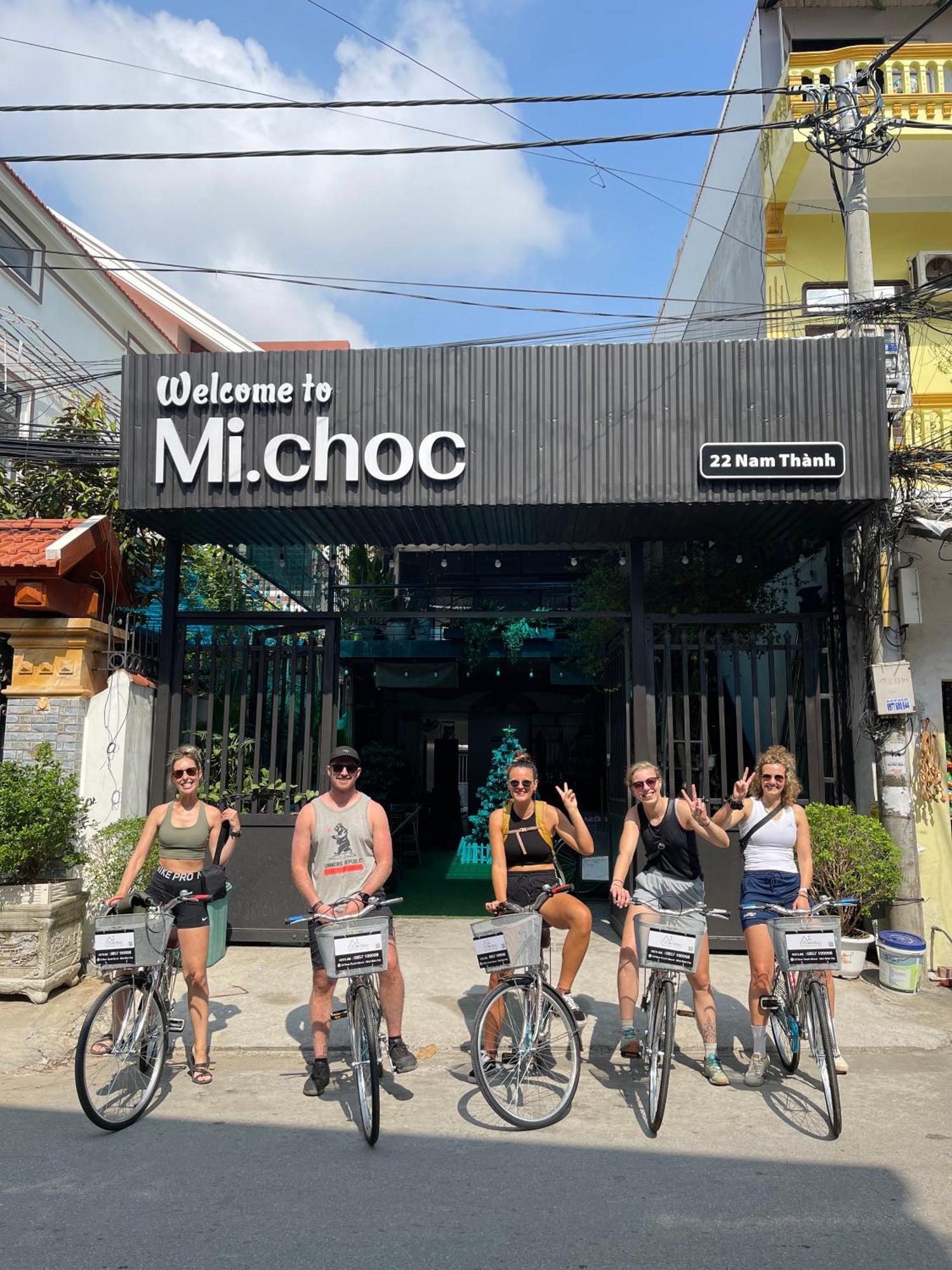 Michoc - *