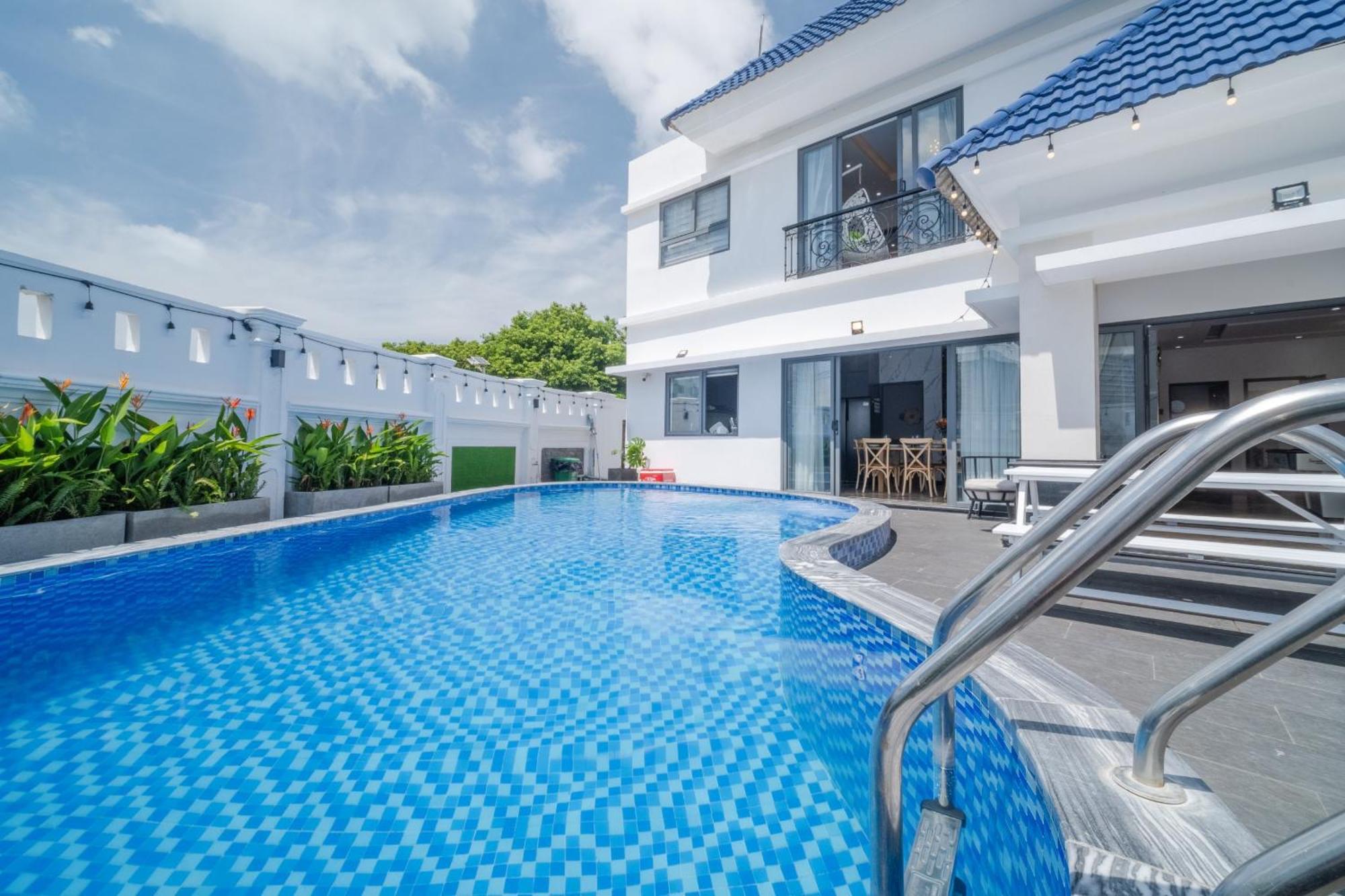 Ho Boi Hoang My Checkin Hoa Giay Hoang Le Kha Villa *