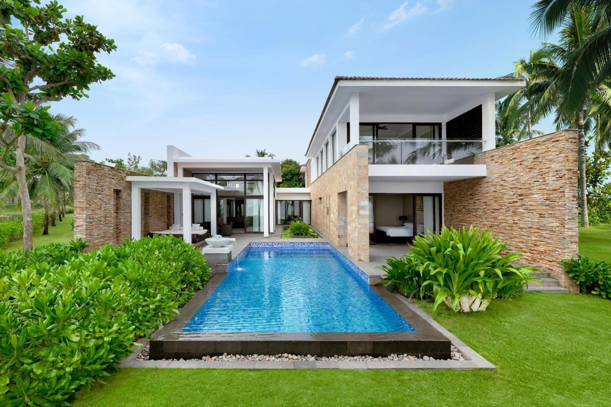 Marriott & 5* Da Nang