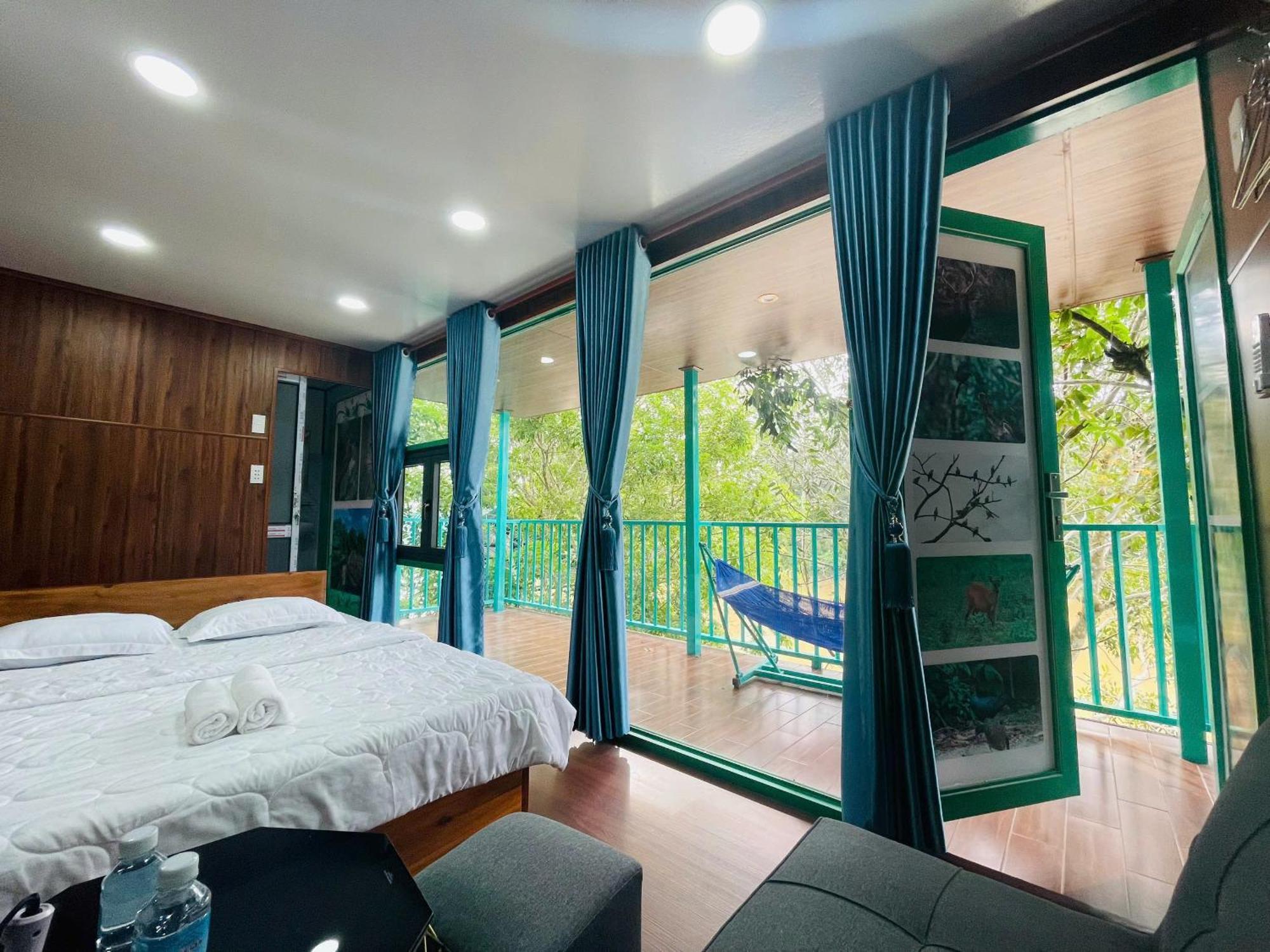 River Khu nghỉ mát Cát Tiên
