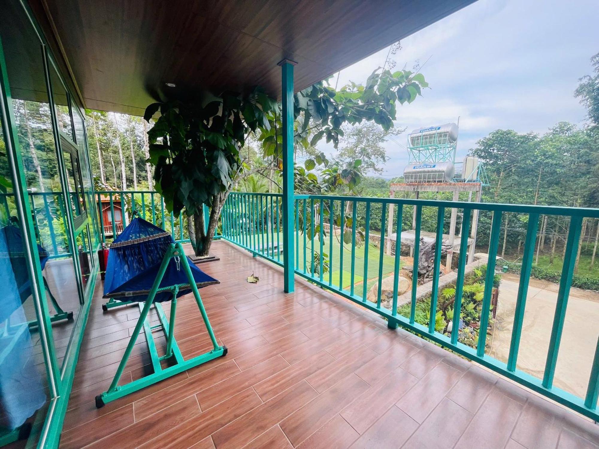 River Khu nghỉ mát