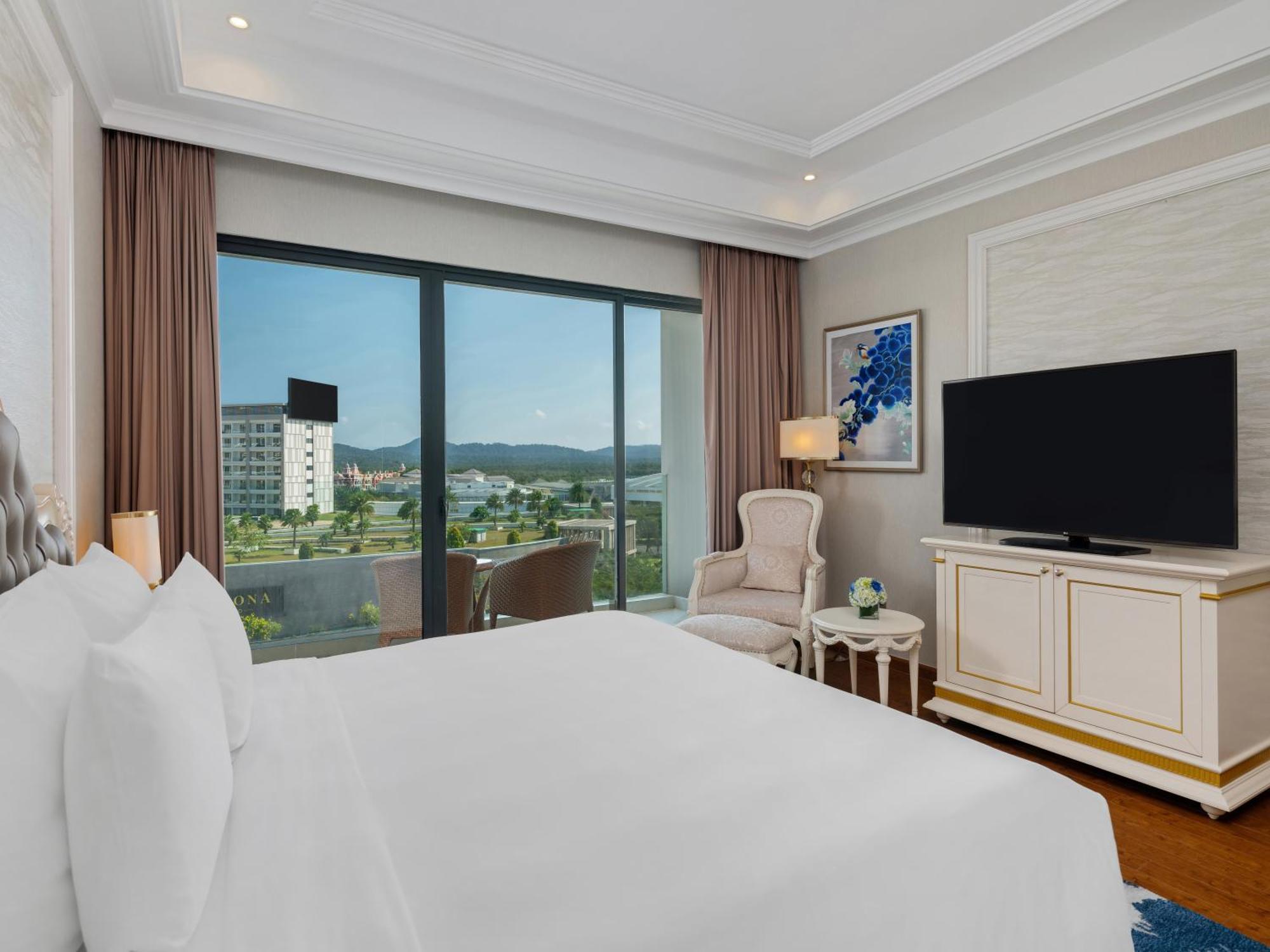 Radisson Blu 5*