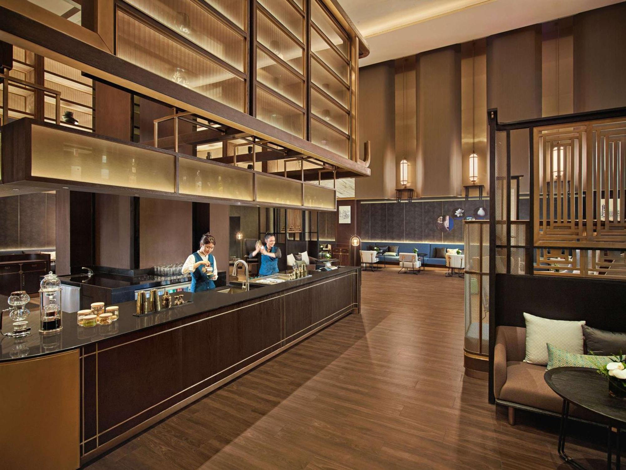 Hotel Pullman Phong Grand 5*