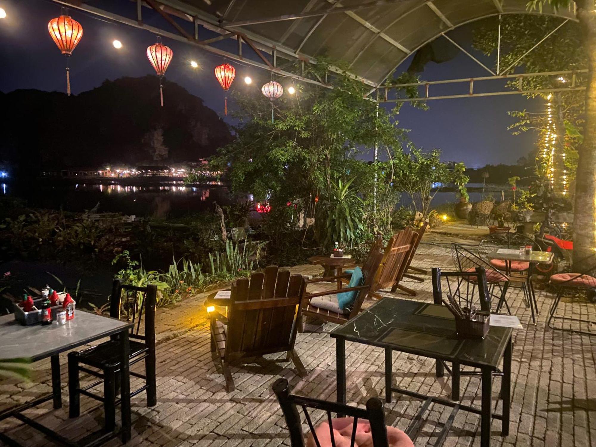 Tam Coc Mountain View Homestay *