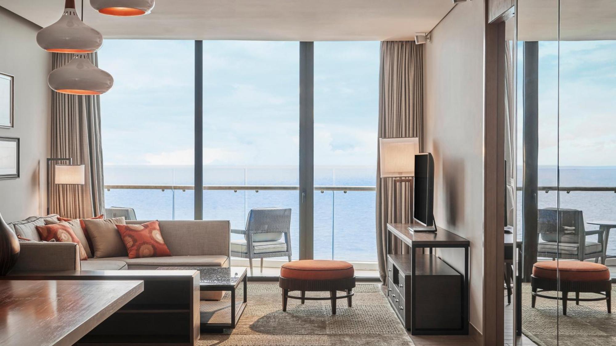 Intercontinental Long By Ihg
