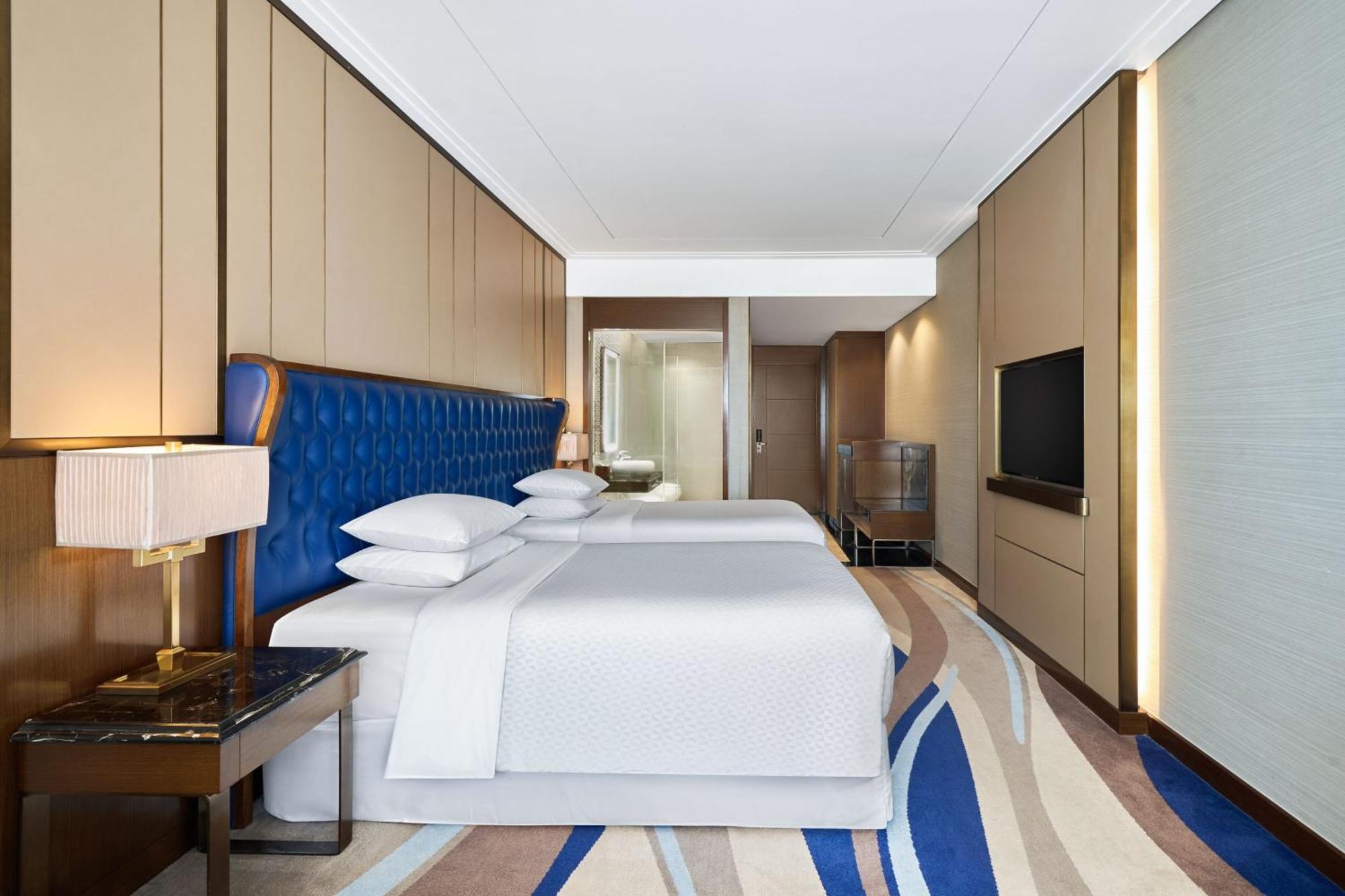 Hotel Four Points By Sheraton 5*