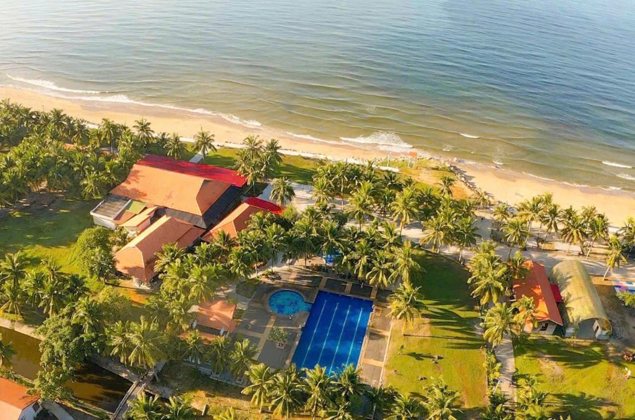 Hotel Dat Lanh Beach Resort