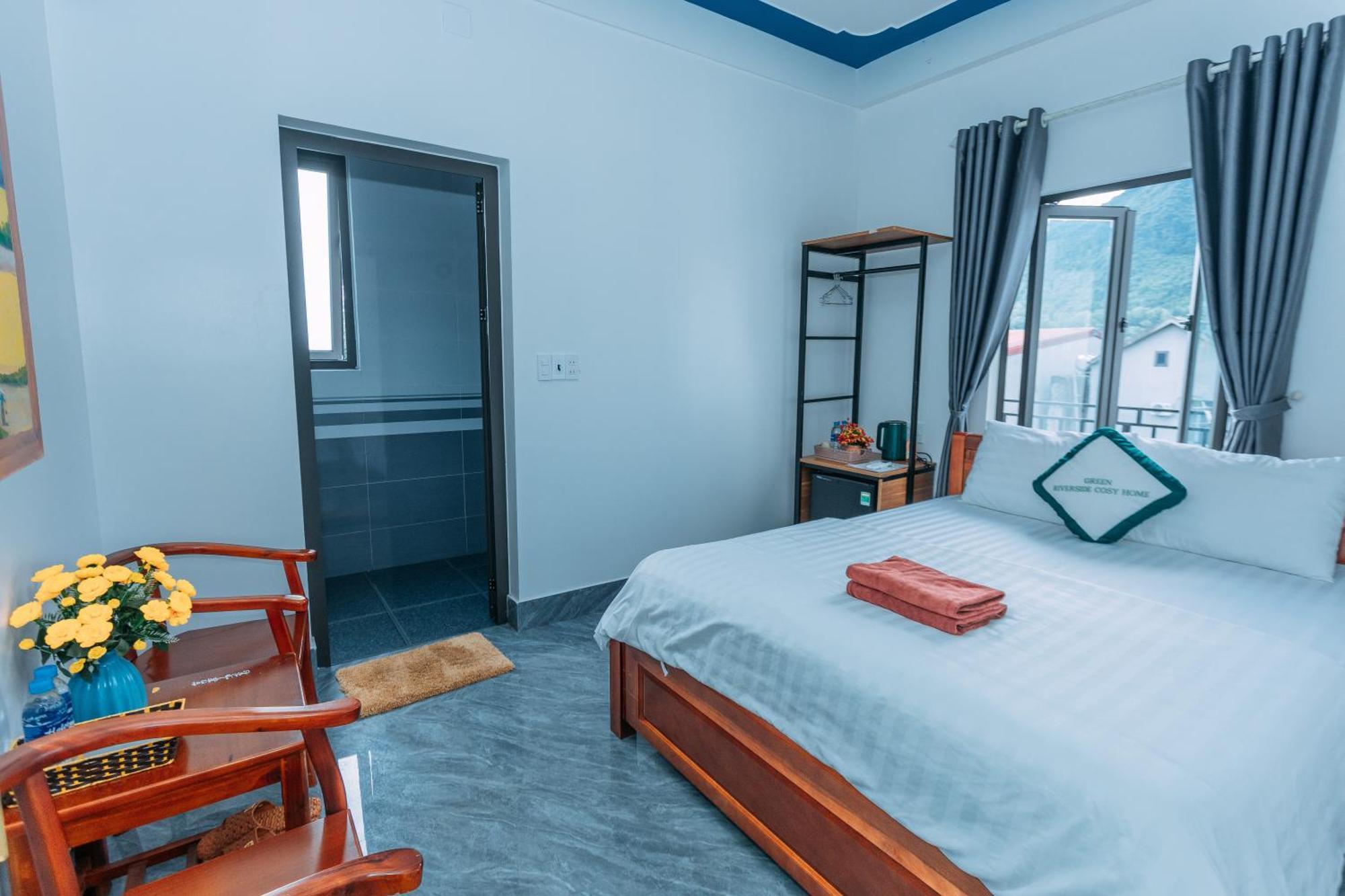 Riverside Cosy Phong Nha