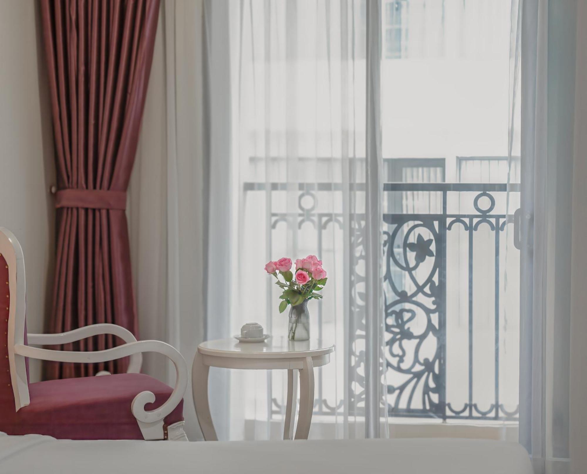 Bonjour 4*