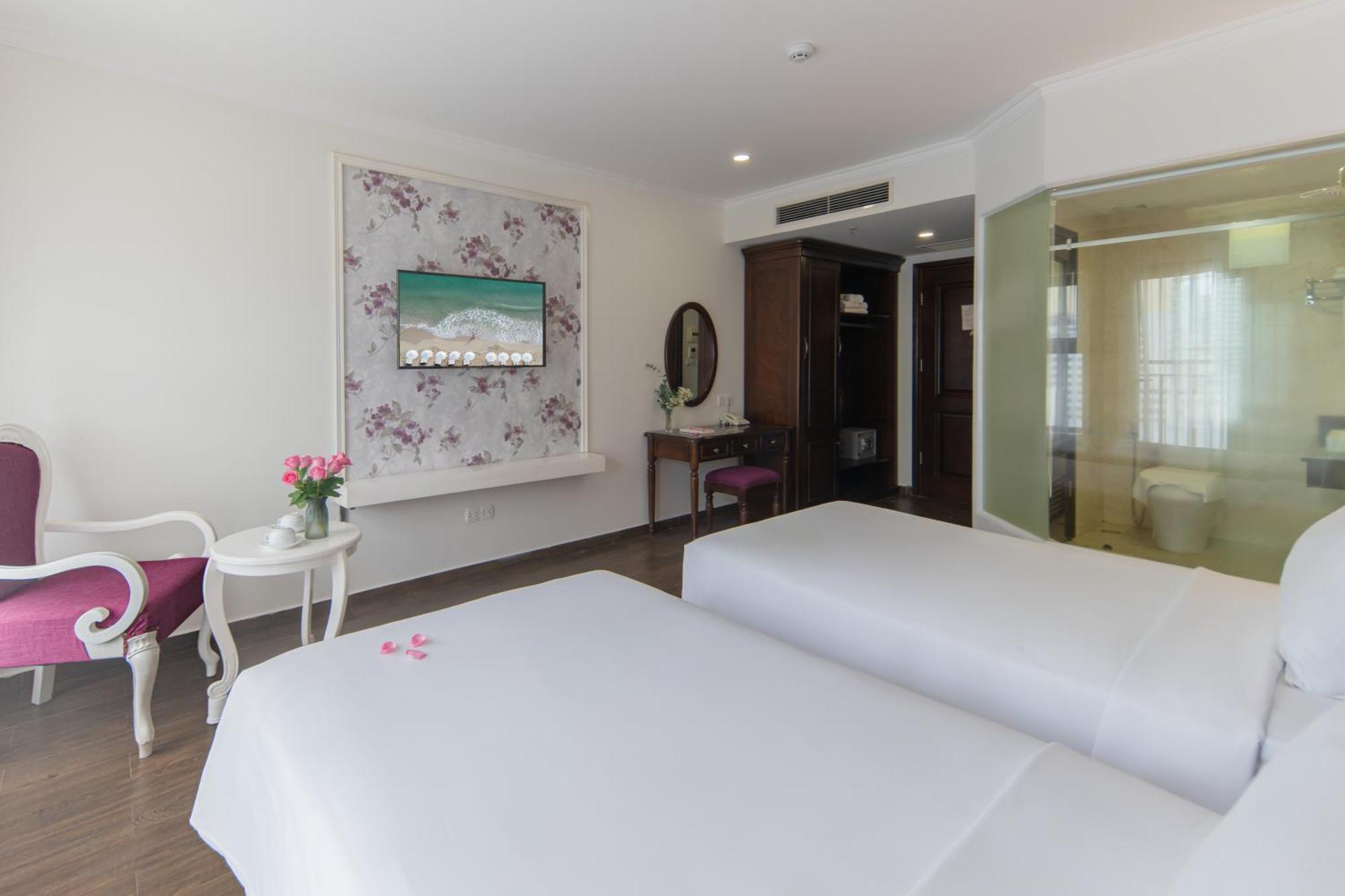 Khách sạn Bonjour Nha Trang