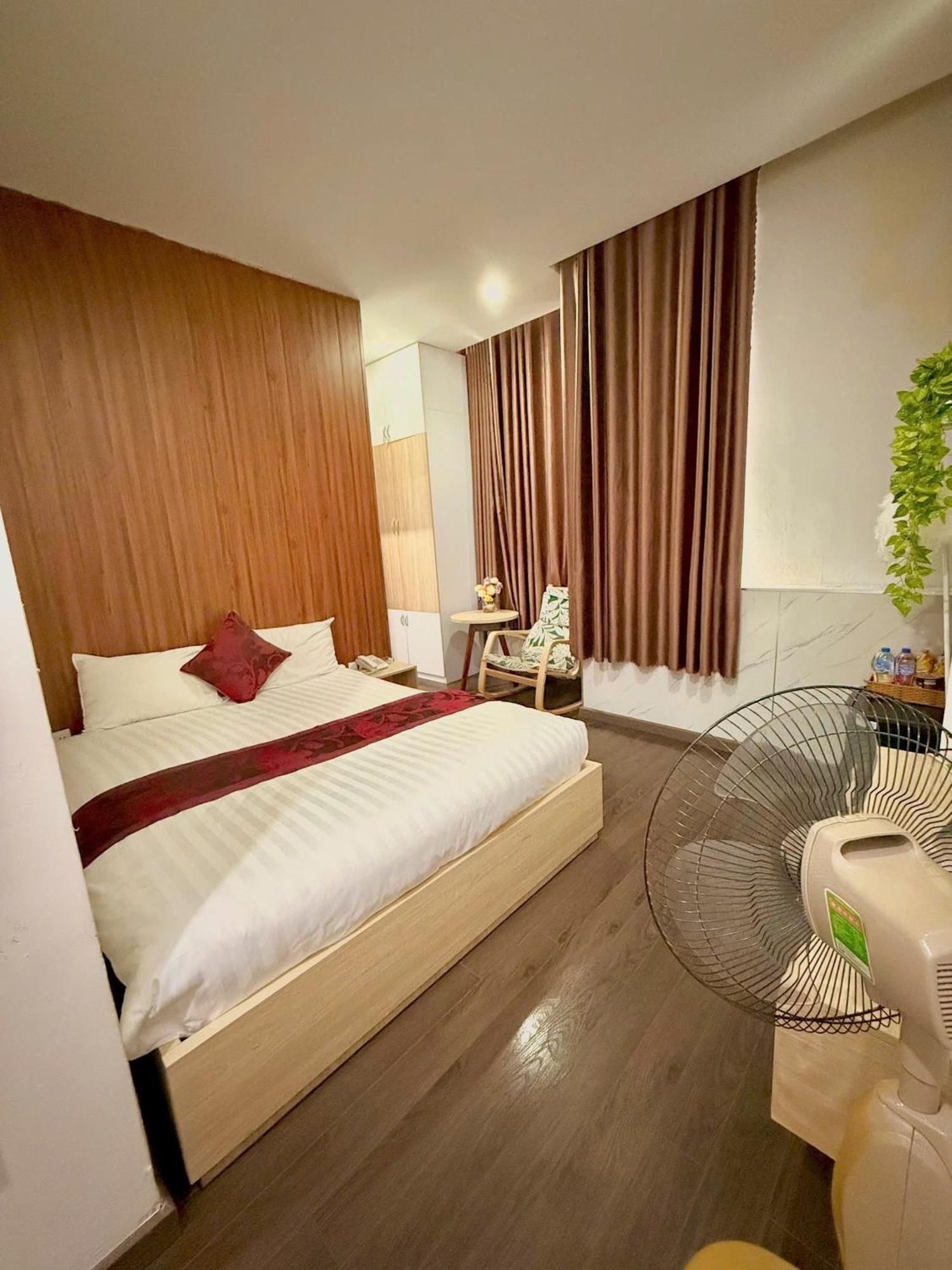 Phi Long Hotel