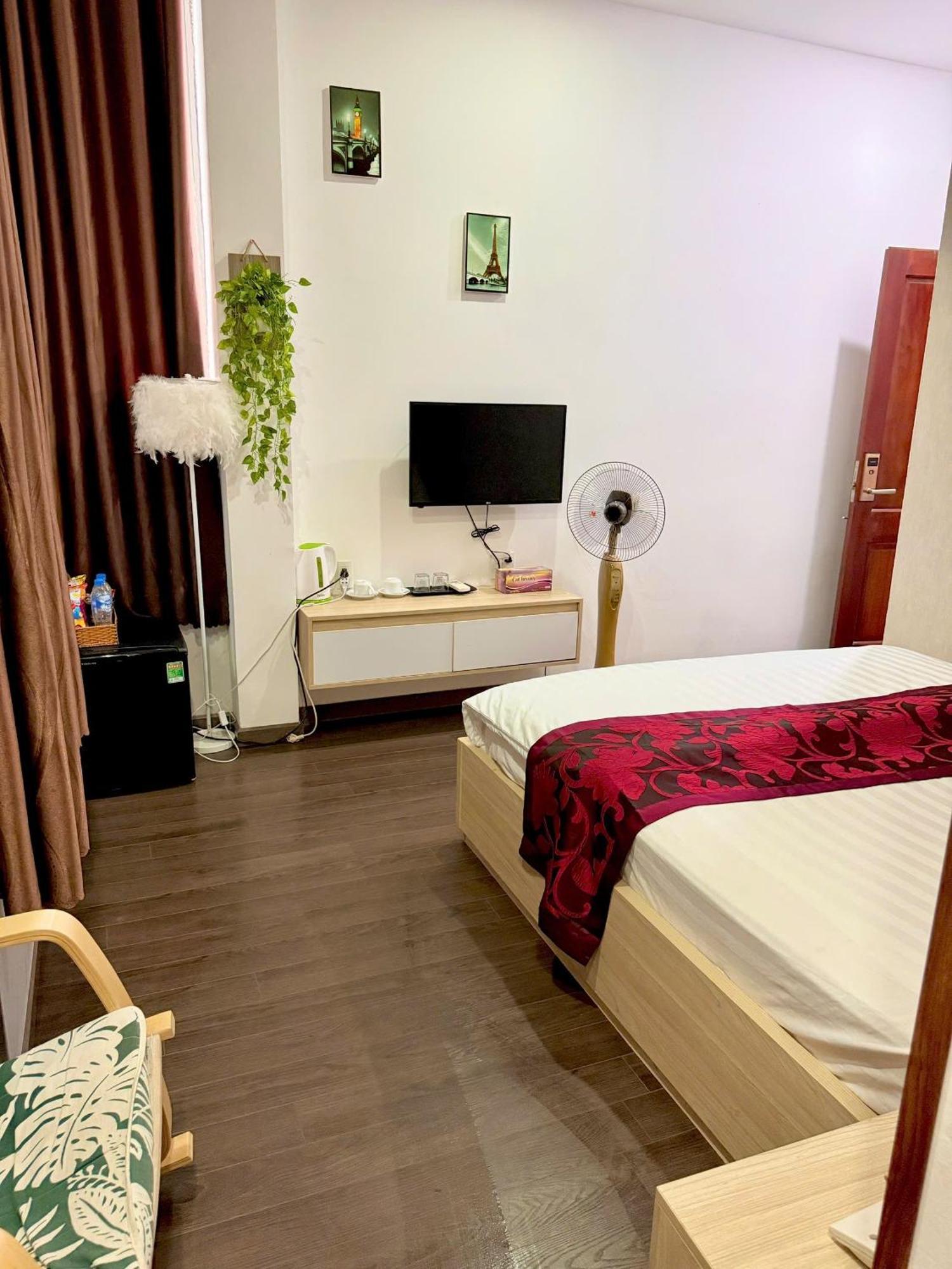 Phi Long Hotel