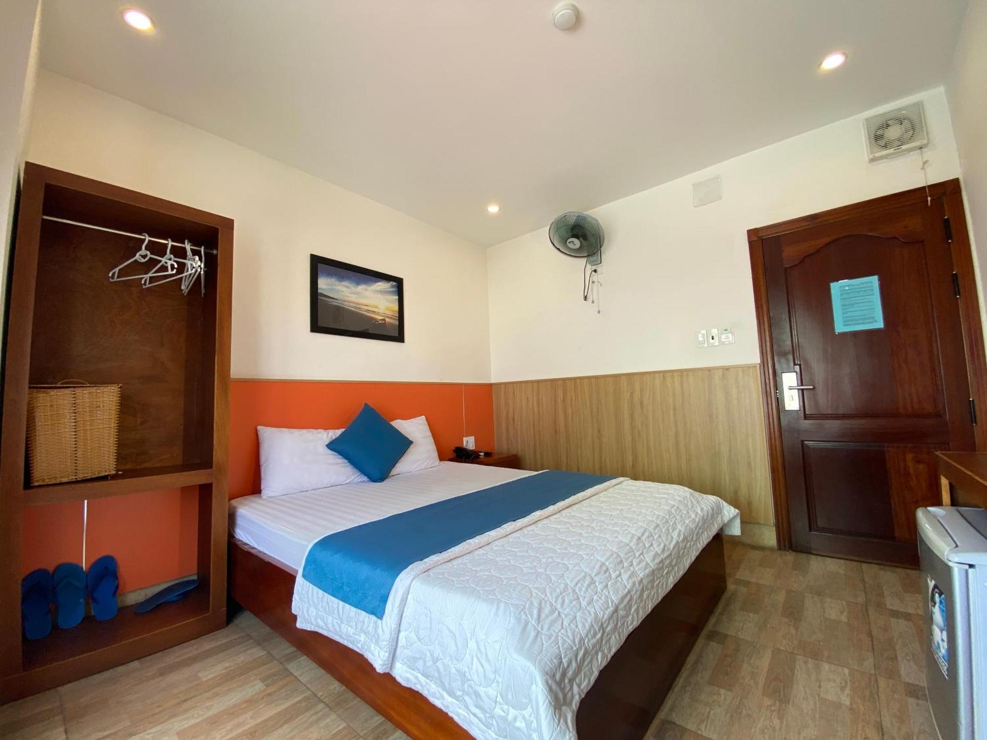 Hoang Hung Hotel