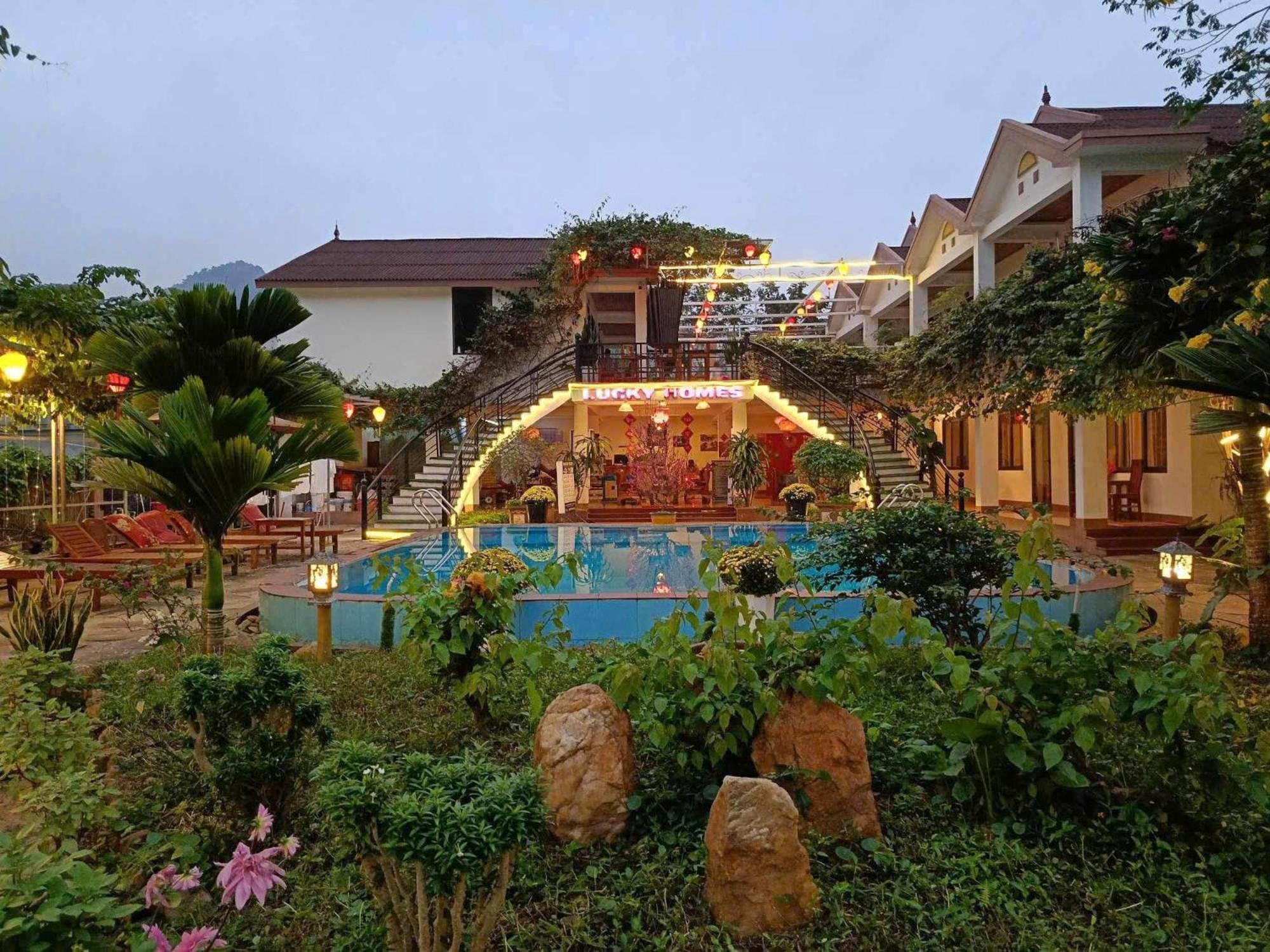 Hotel Lucky Homes