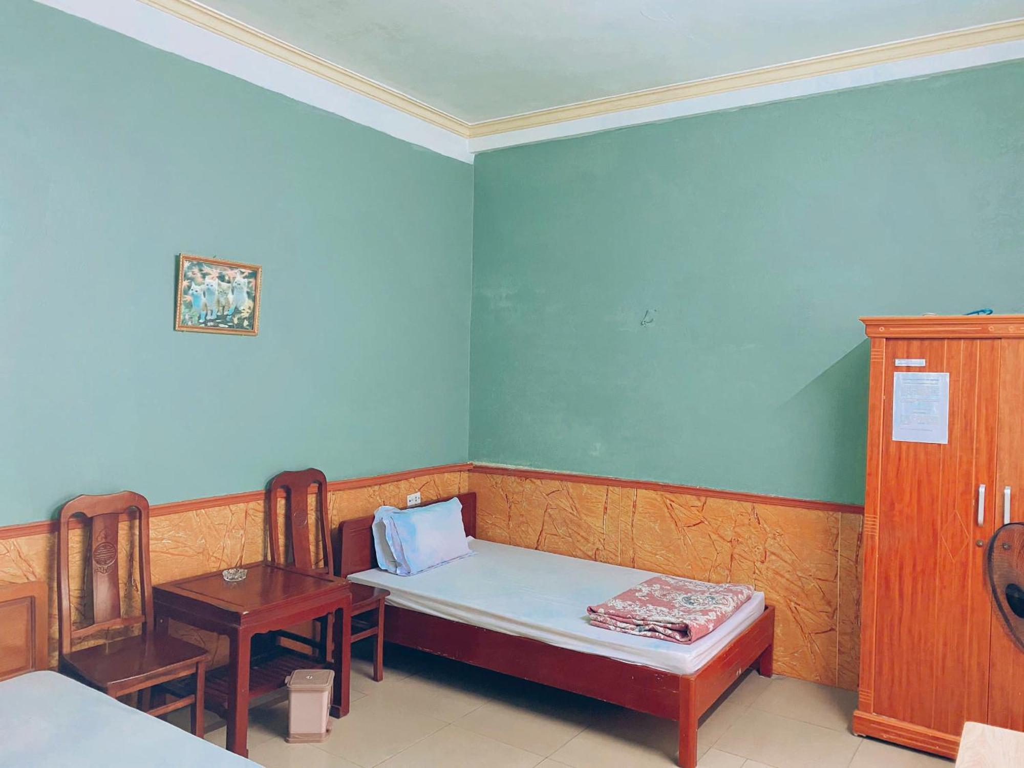 Nha Nghi Famy Love hotel