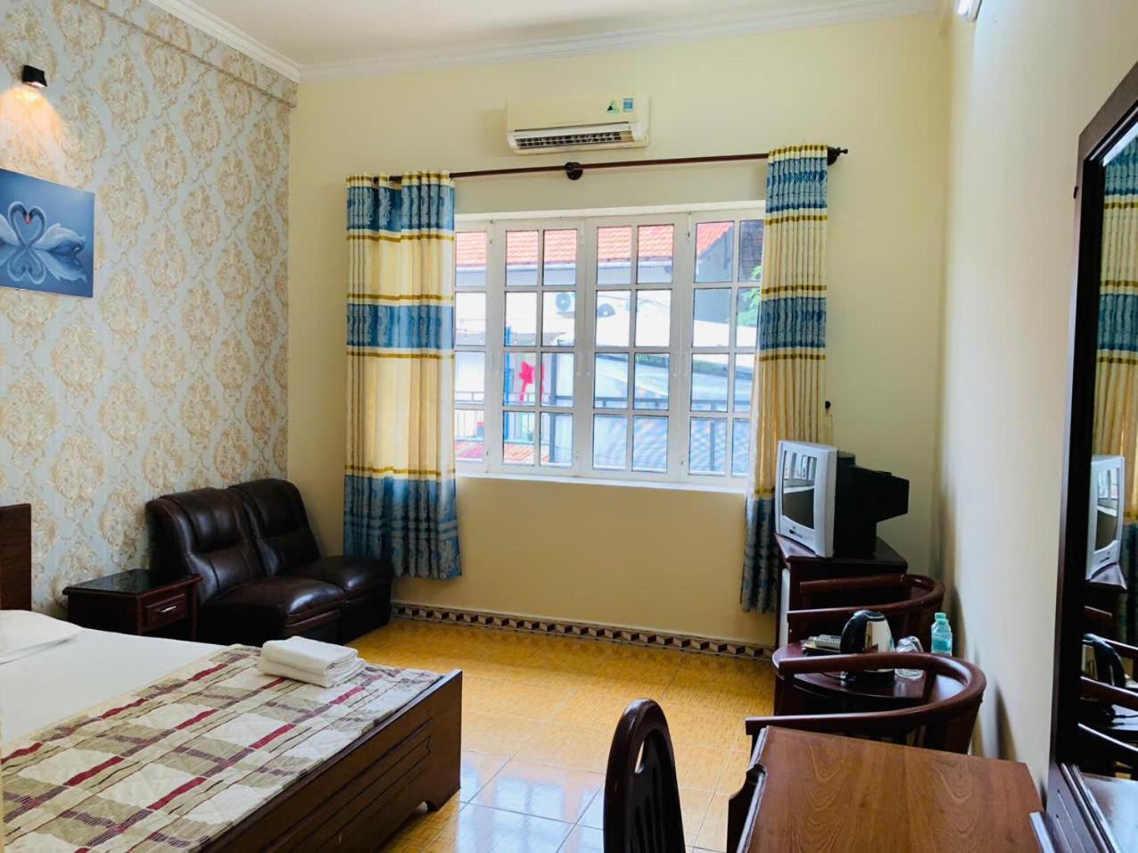 Hoang Yen Hotel *