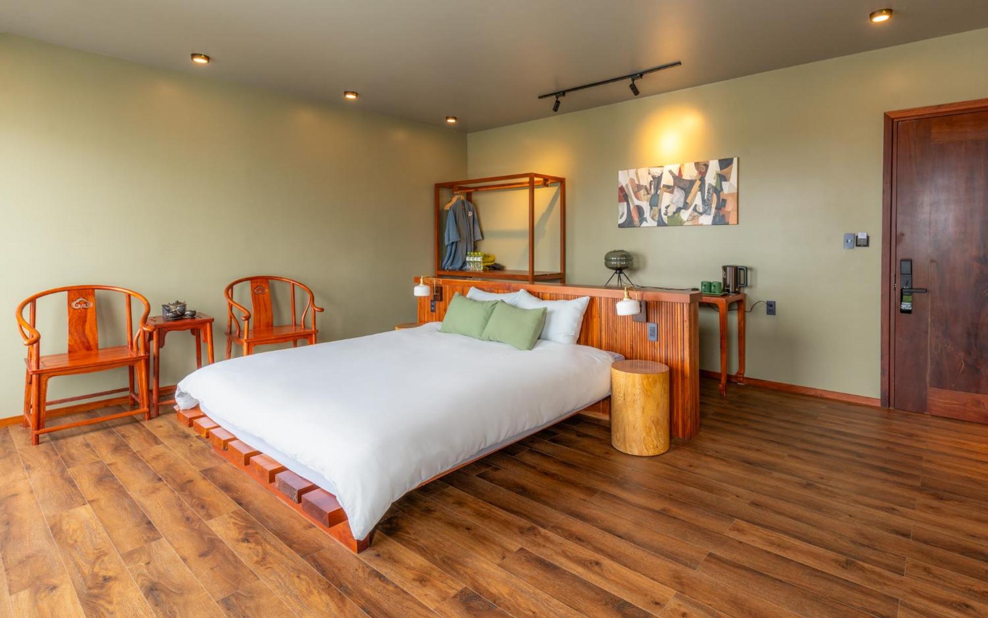 Pi Boutique Hotel 4*
